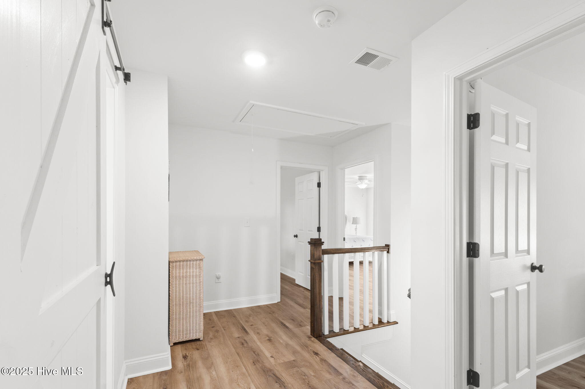 100496086 | Photo 37