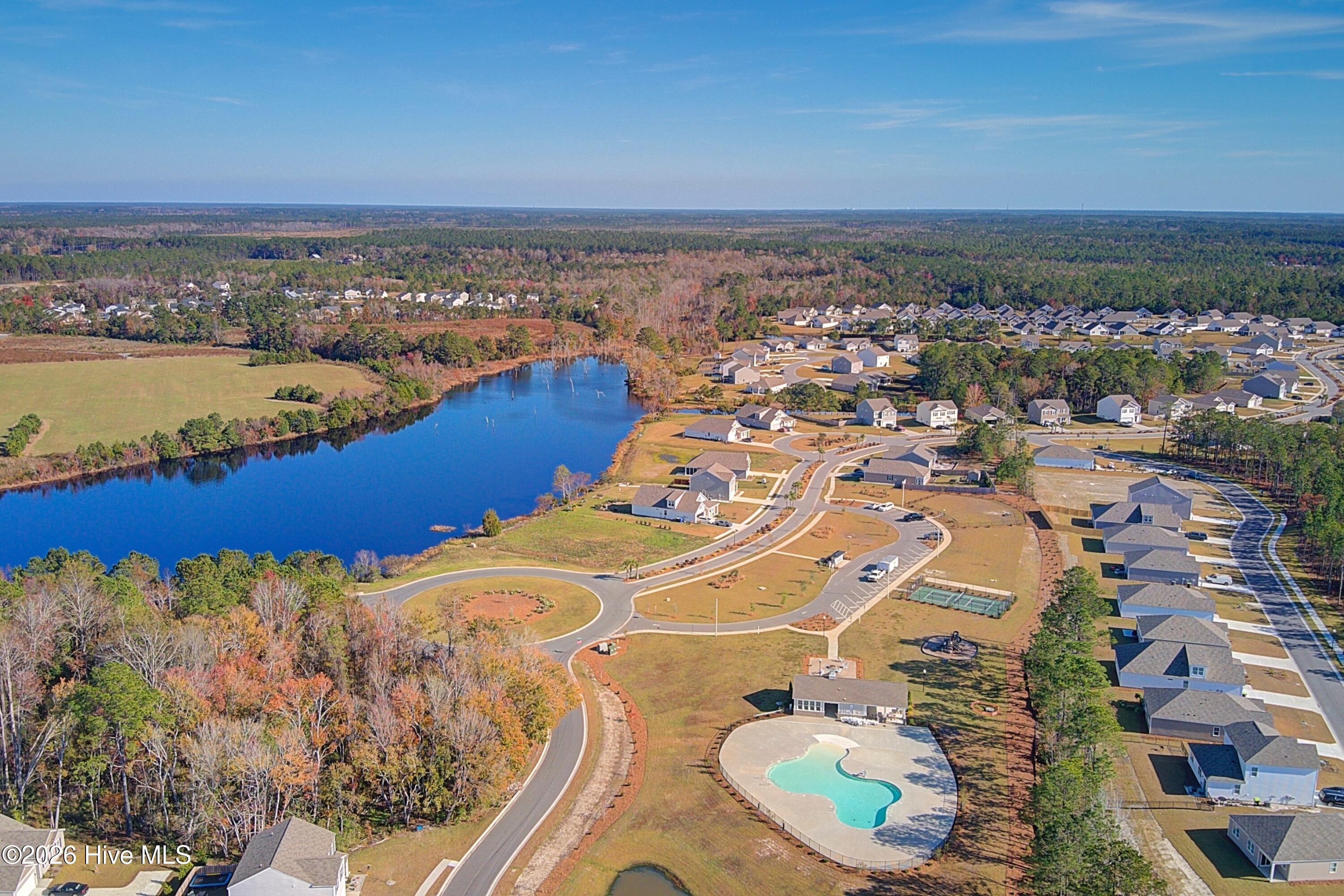 100551003 | Photo 22