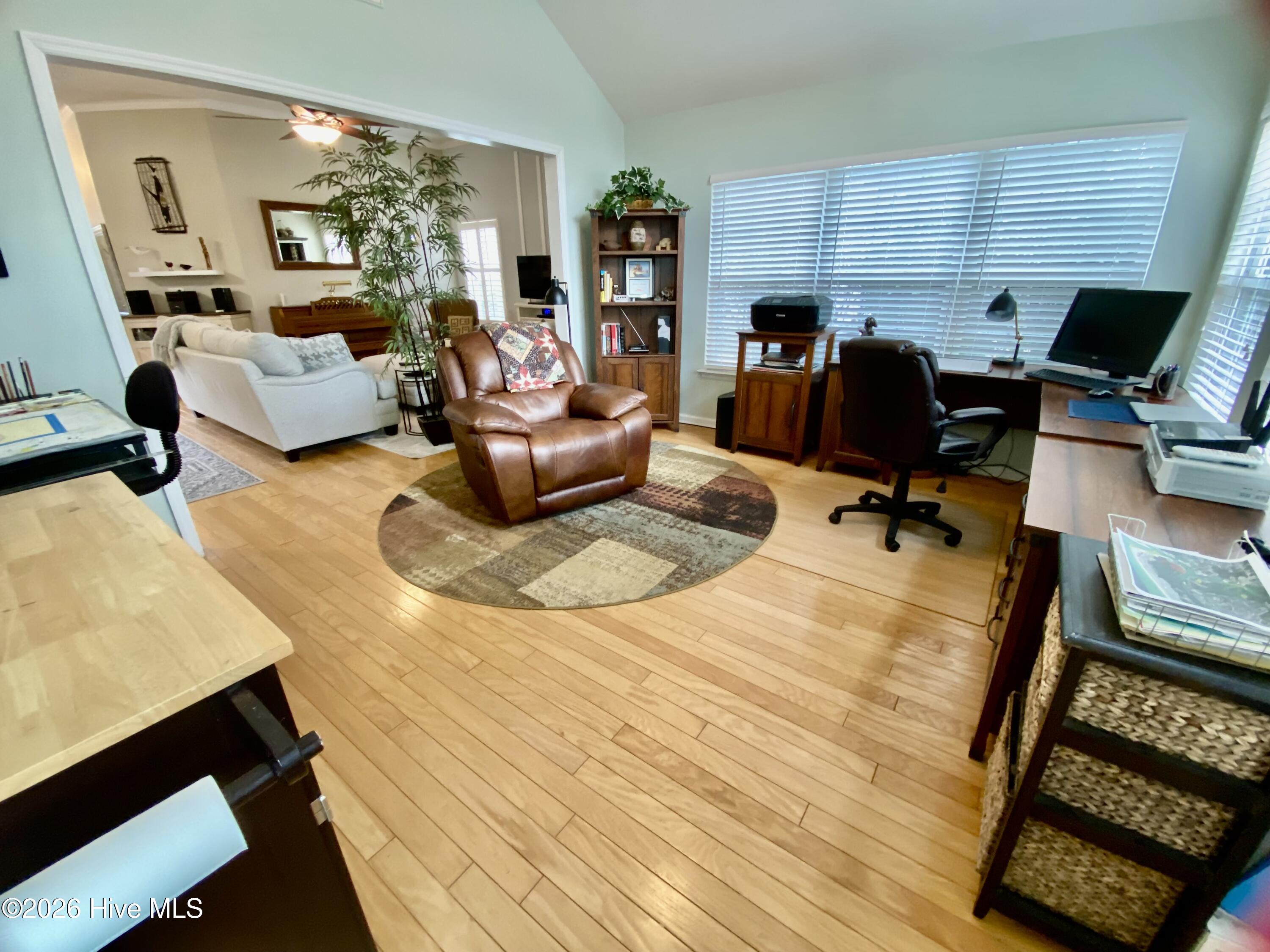 100555896 | Photo 20