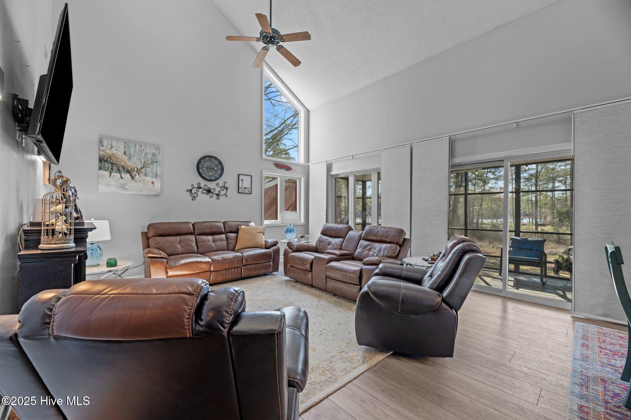 21-web-or-mls-DSC_4616