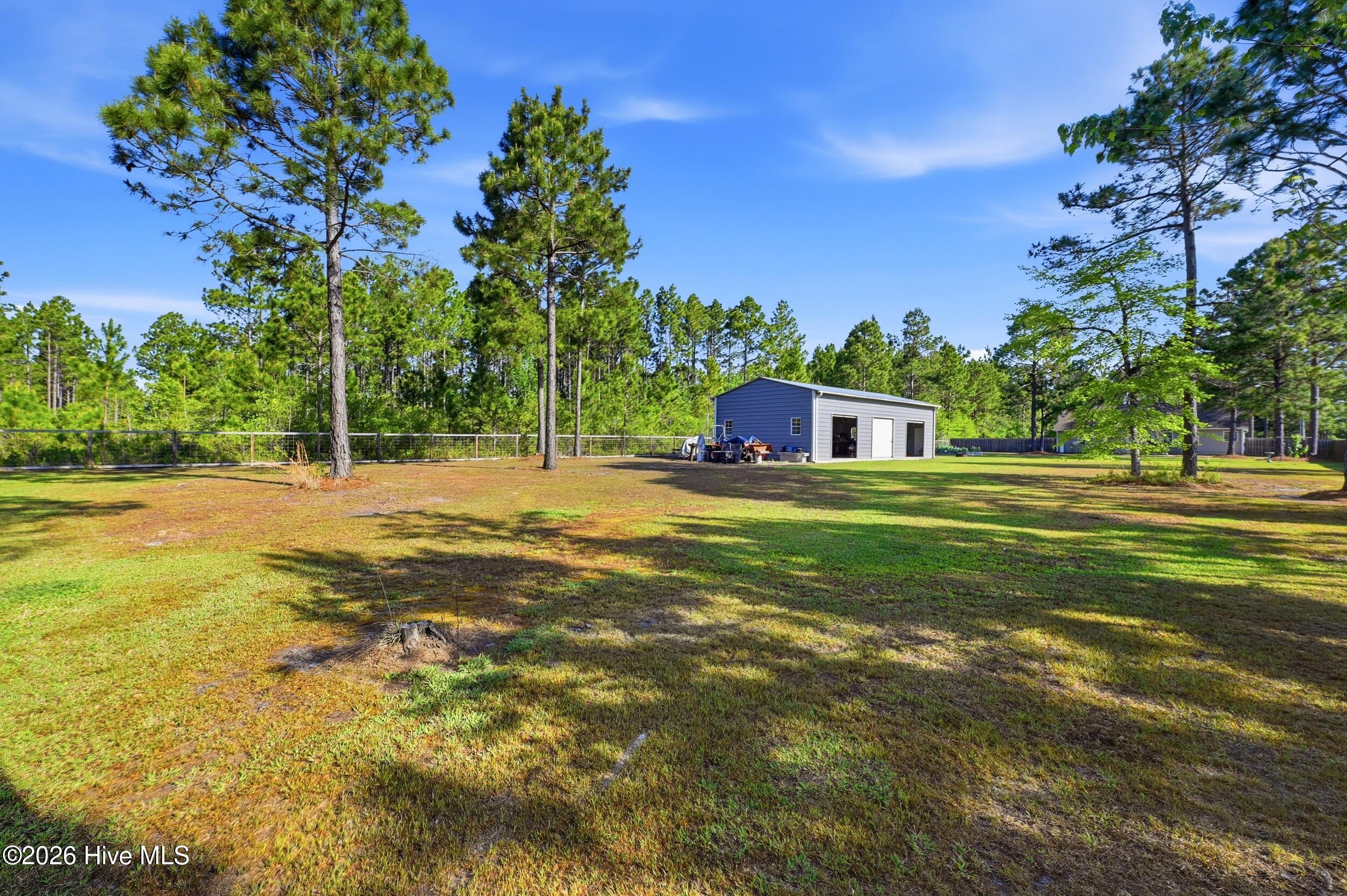 100569719 | Photo 37