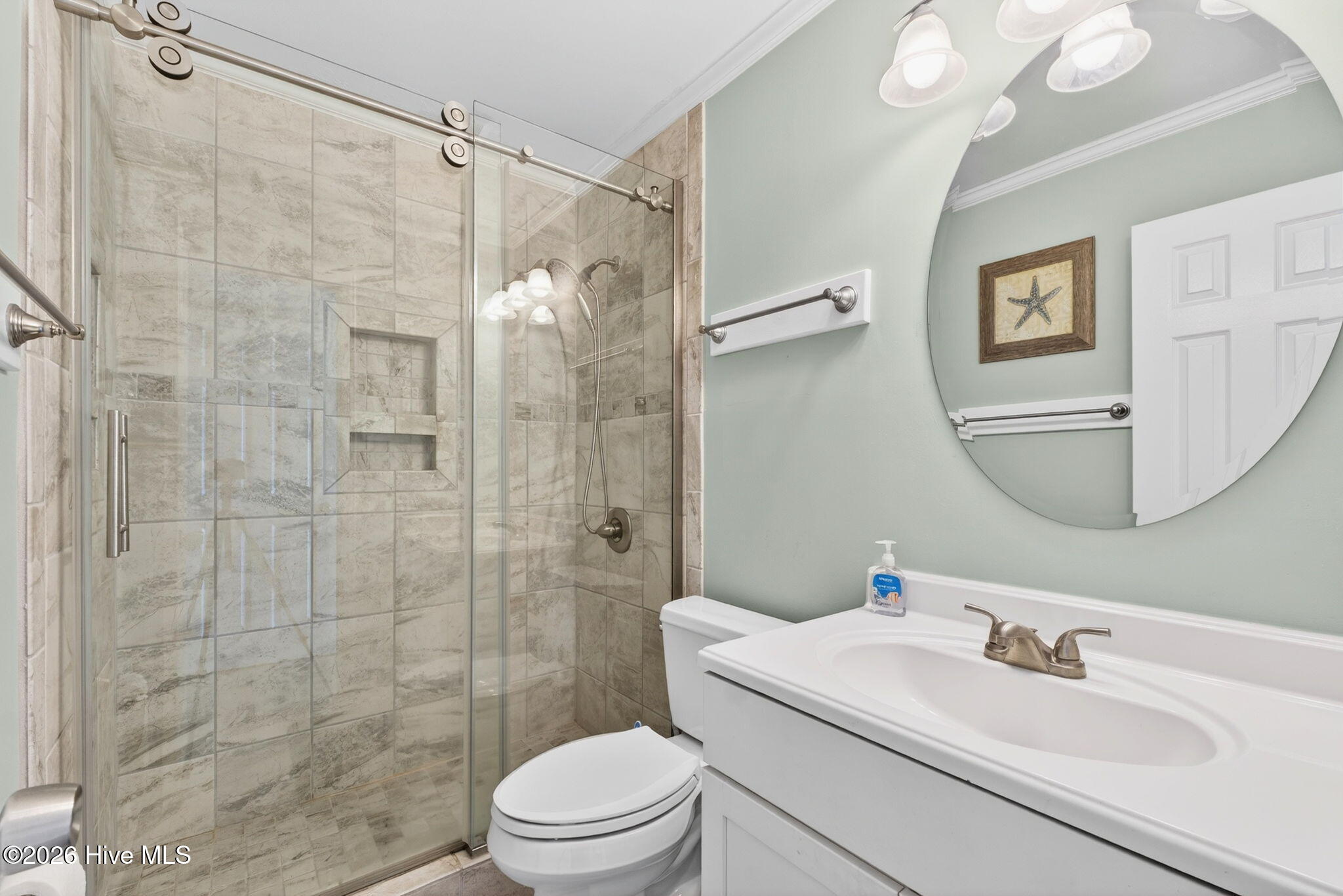 100557808 | Photo 28