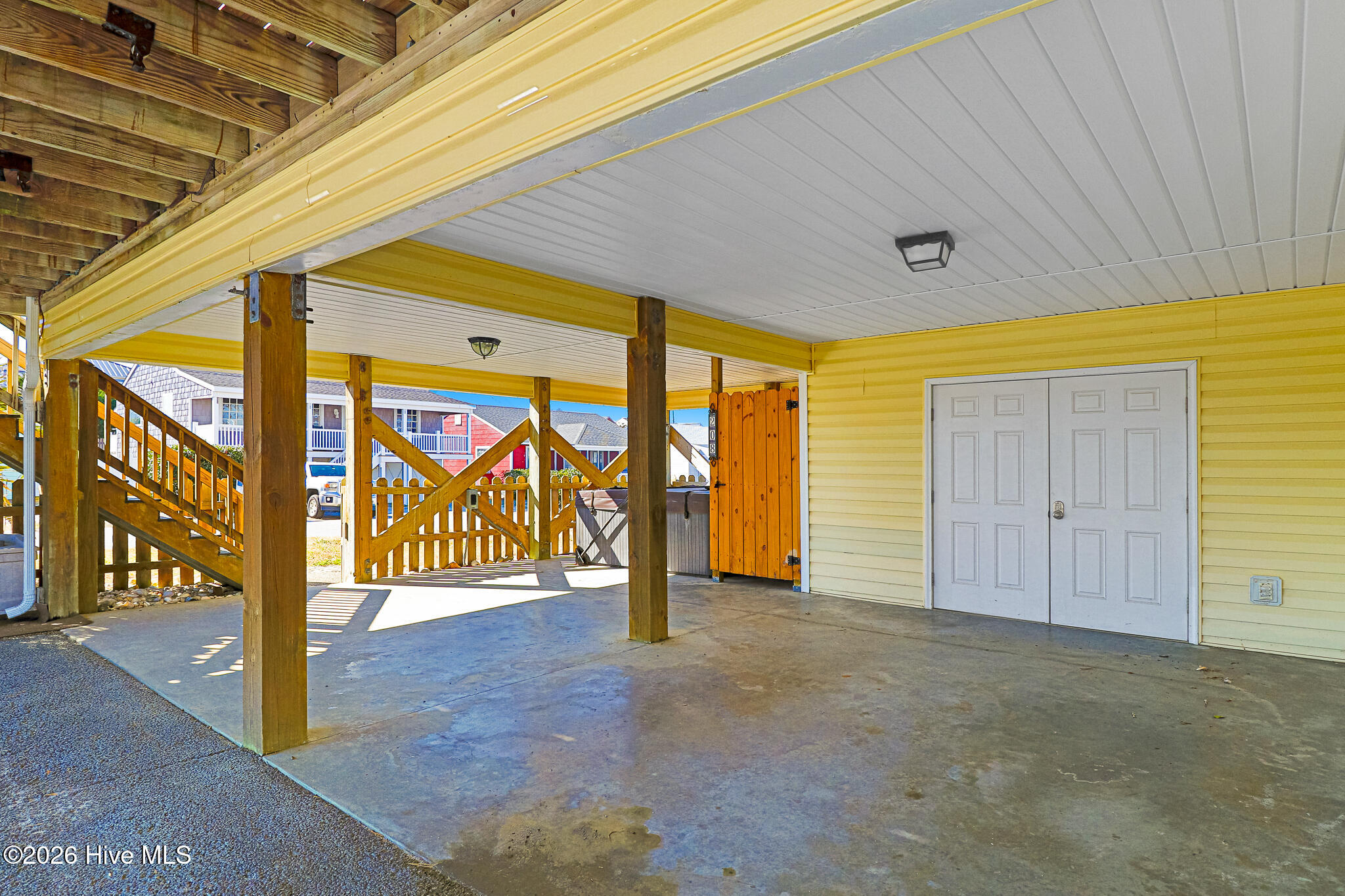 208 Beaufort Avenue 1,Atlantic Beach