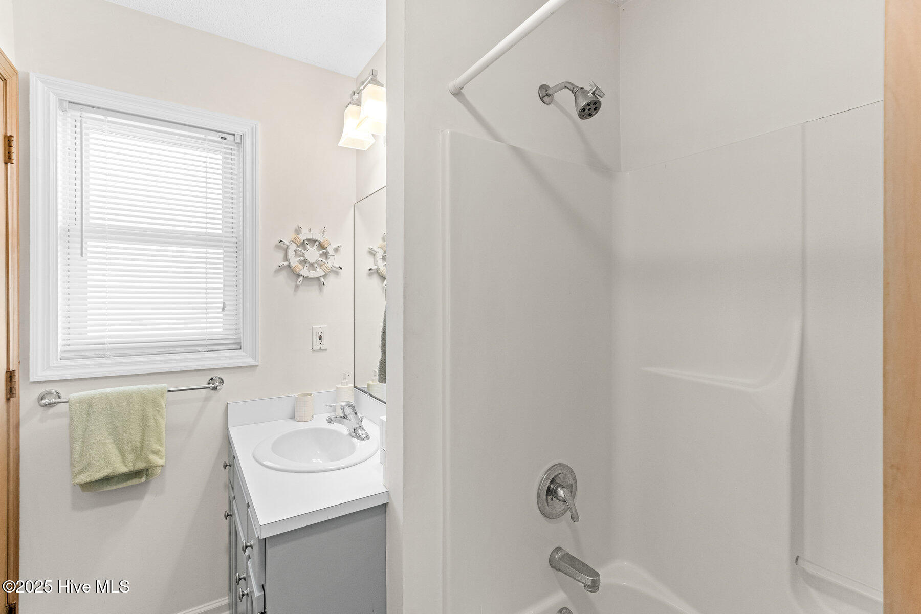 1227 Carolina Boulevard, Topsail Beach, NC 28445 – photo 22: 022_1227_carolina_blvd-22_918