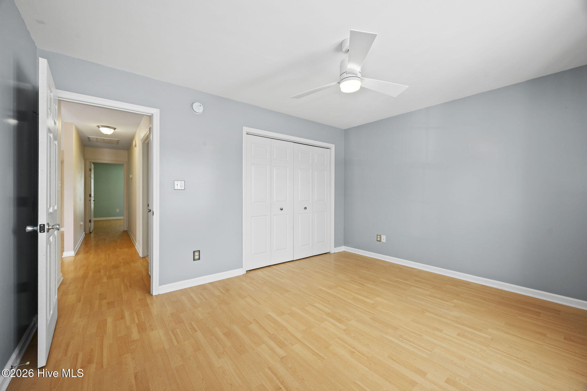 100568088 | Photo 20