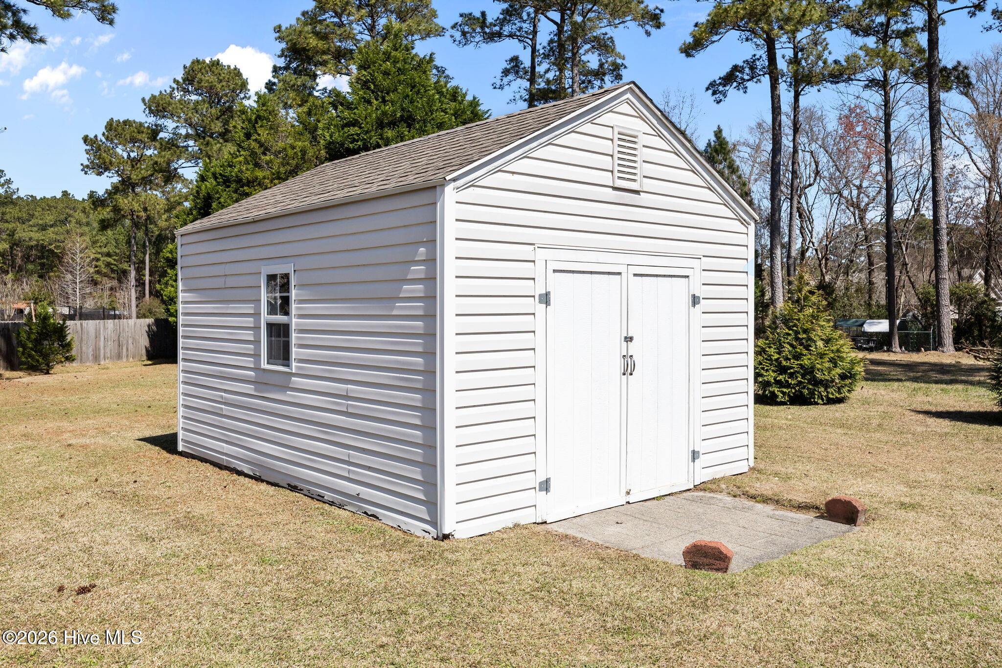 100561724 | Photo 40