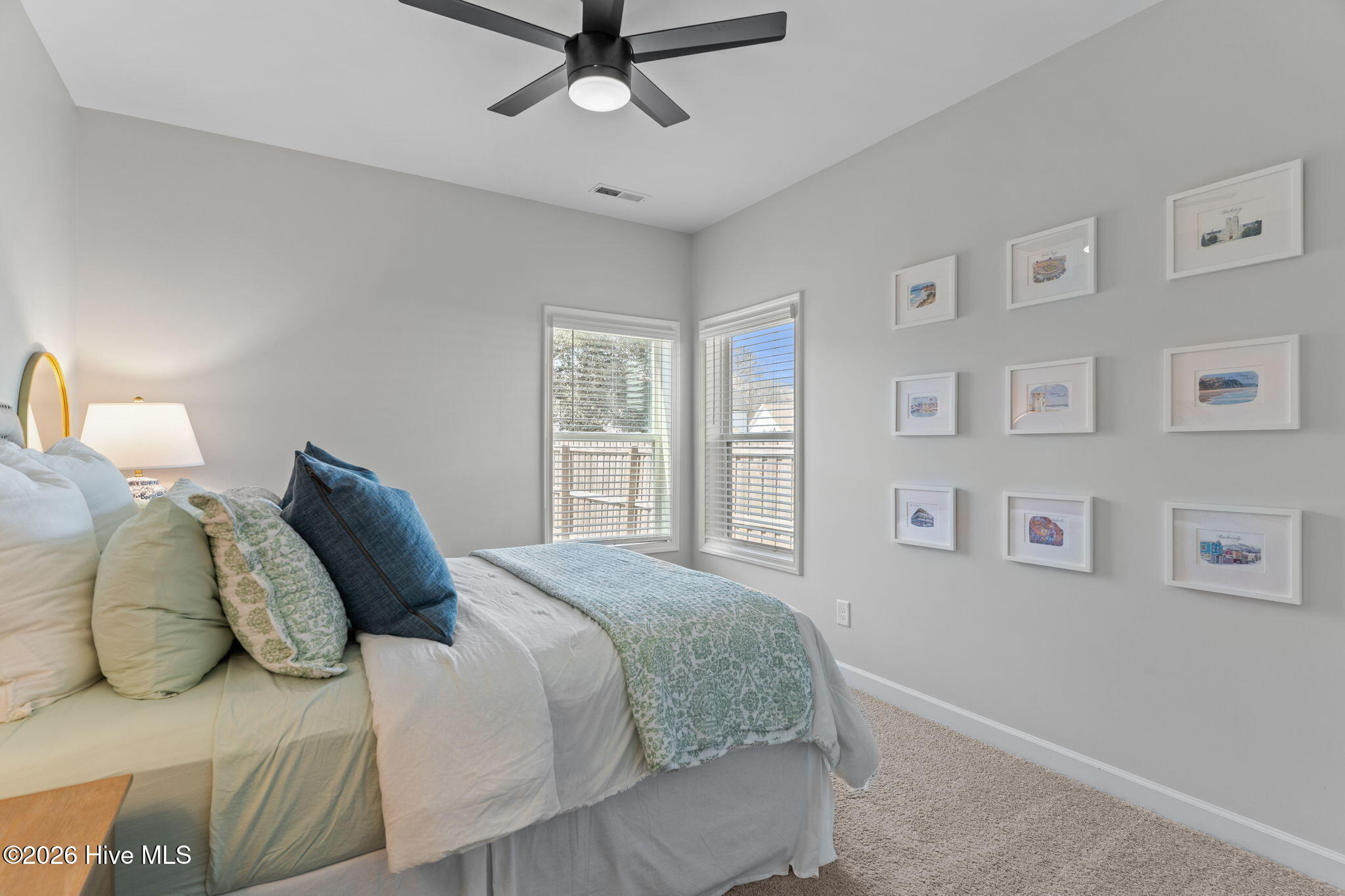 100557383 | Photo 33