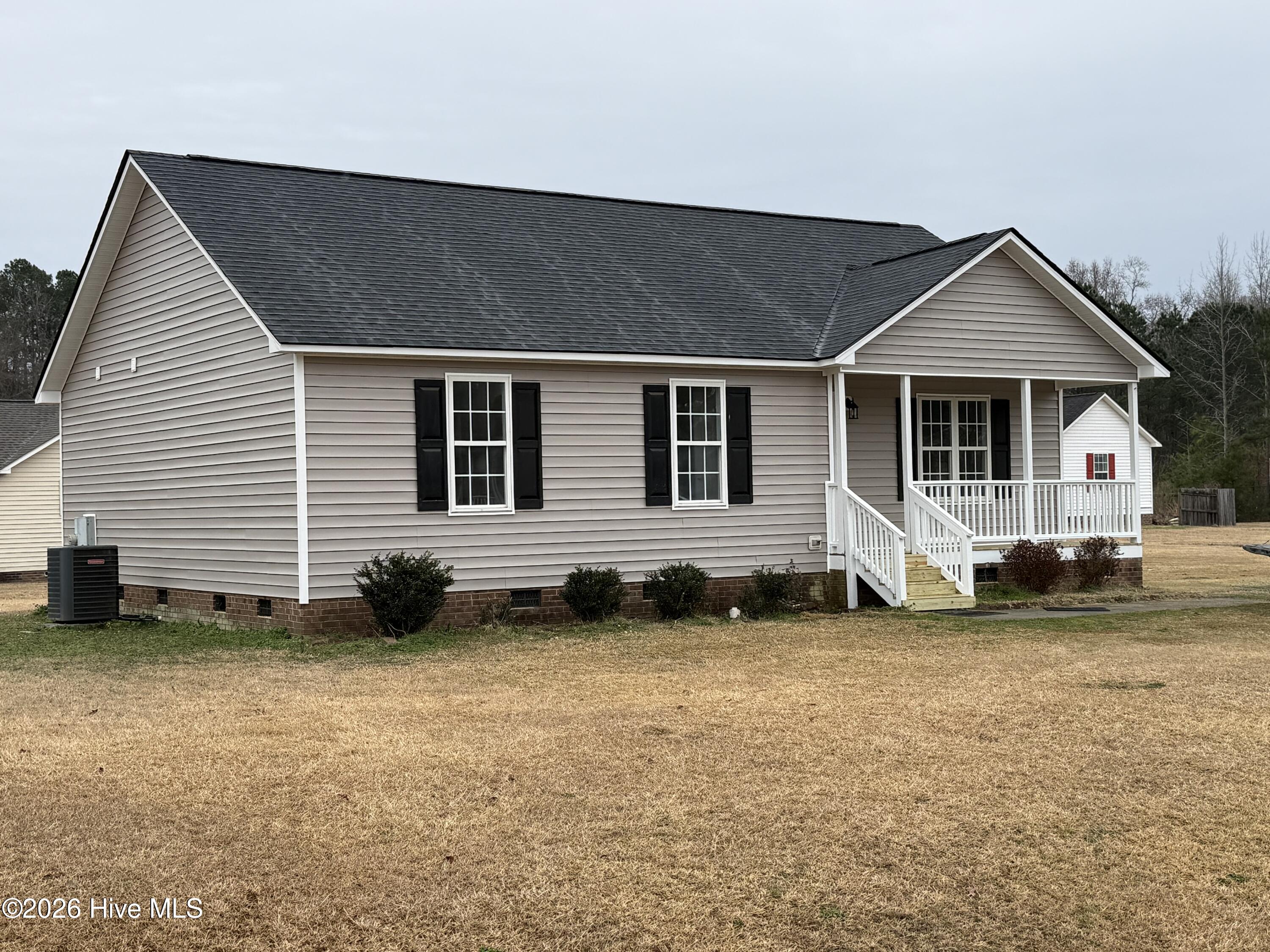 Homes for sale in Smithfield, NC | 101 Copper Stone St, Smithfield, NC 27577 | MLS# 100552286
