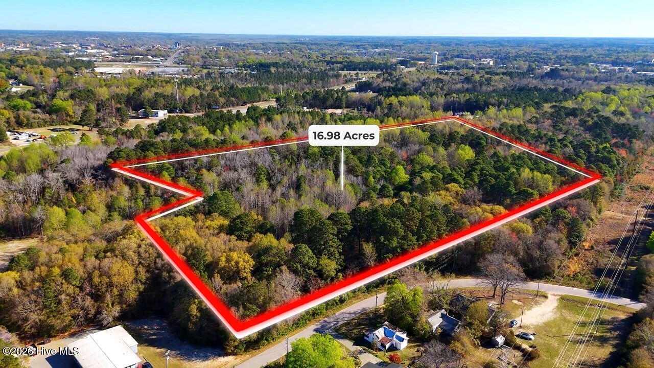 2nd image of 329 E Jenkins St, Fayetteville, NC 28306 | MLS# 100571214