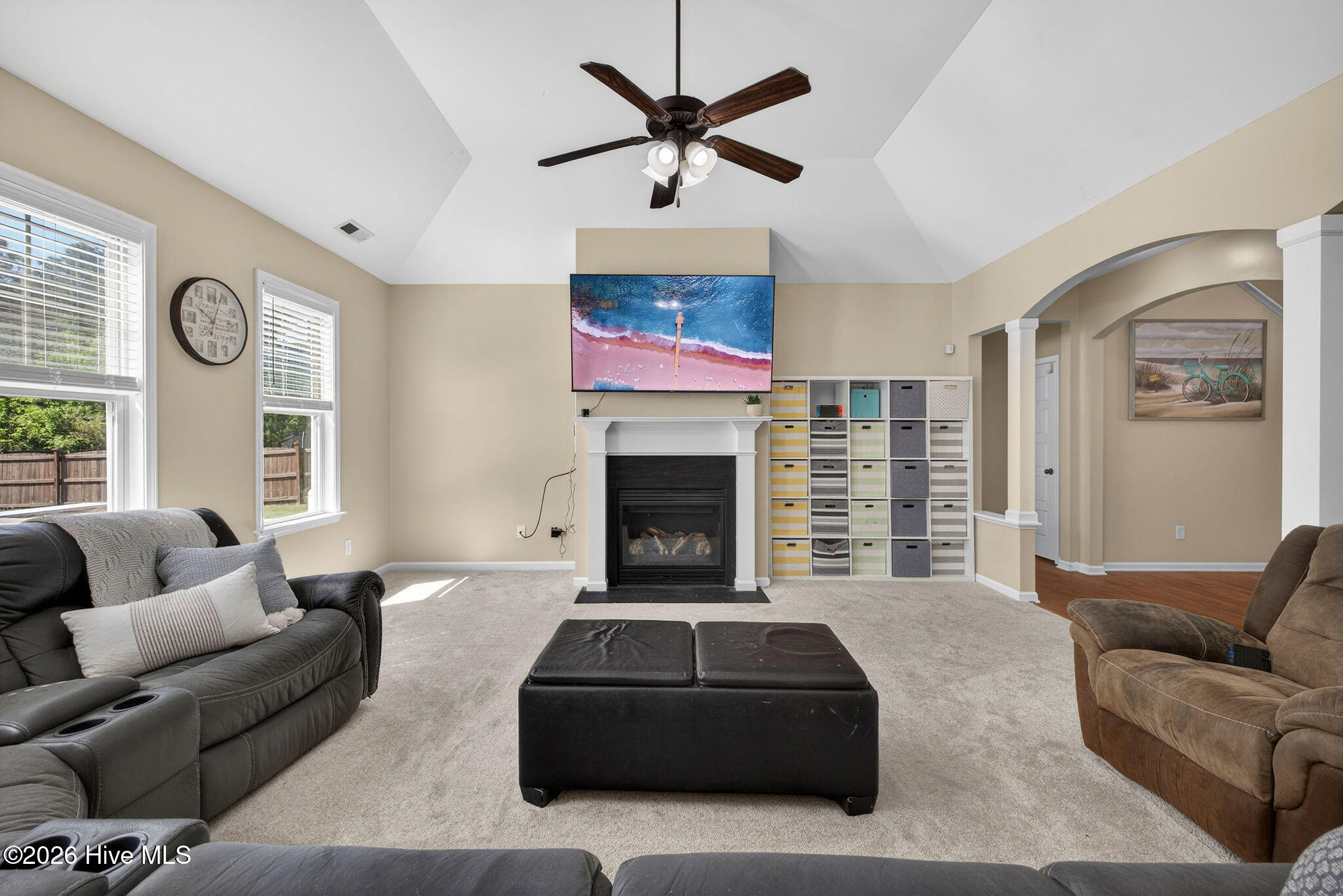 100568620 | Photo 12