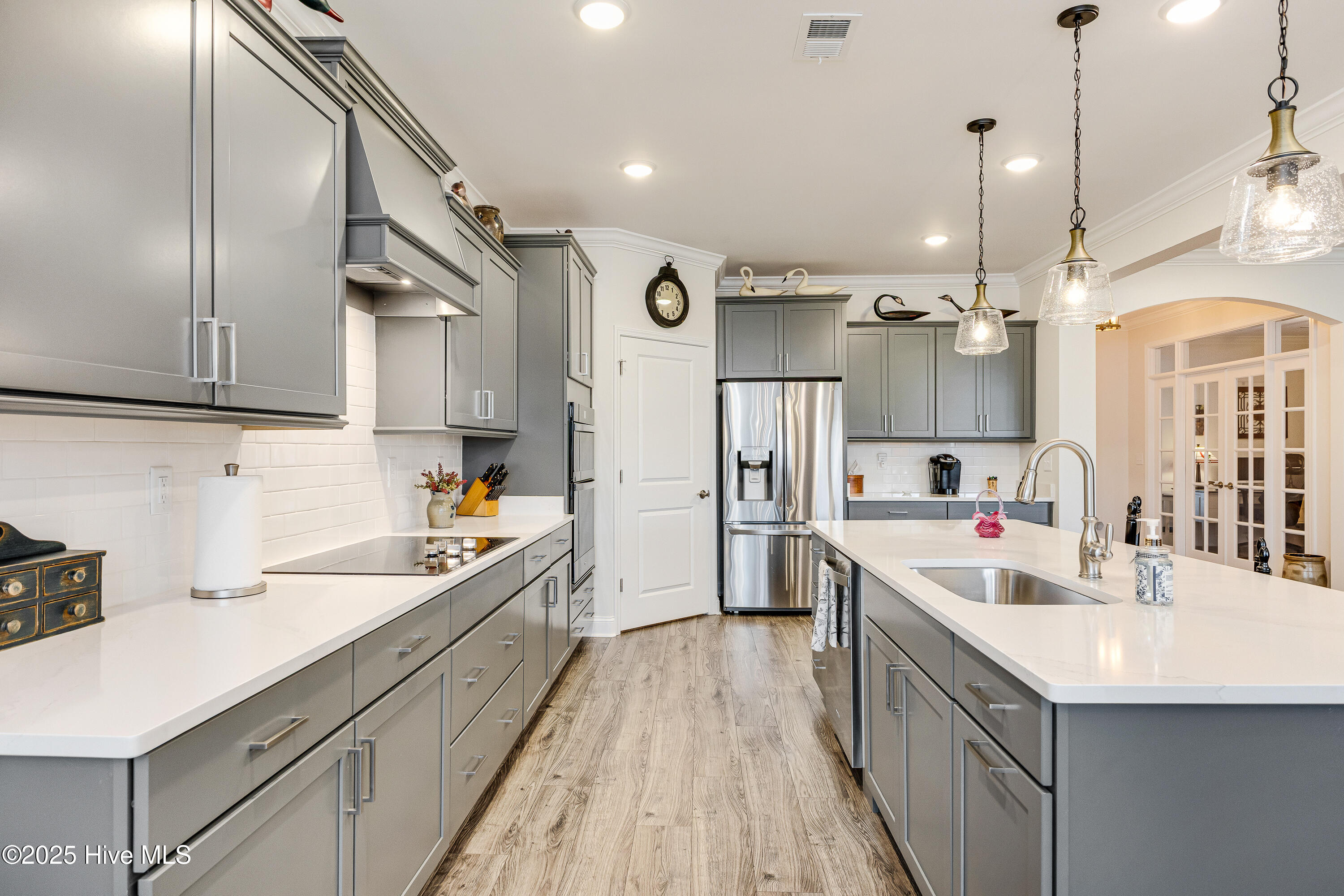 100544434 | Photo 16