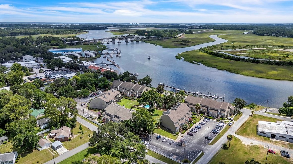 3005 River Drive UNIT 302, Savannah, GA, 31404