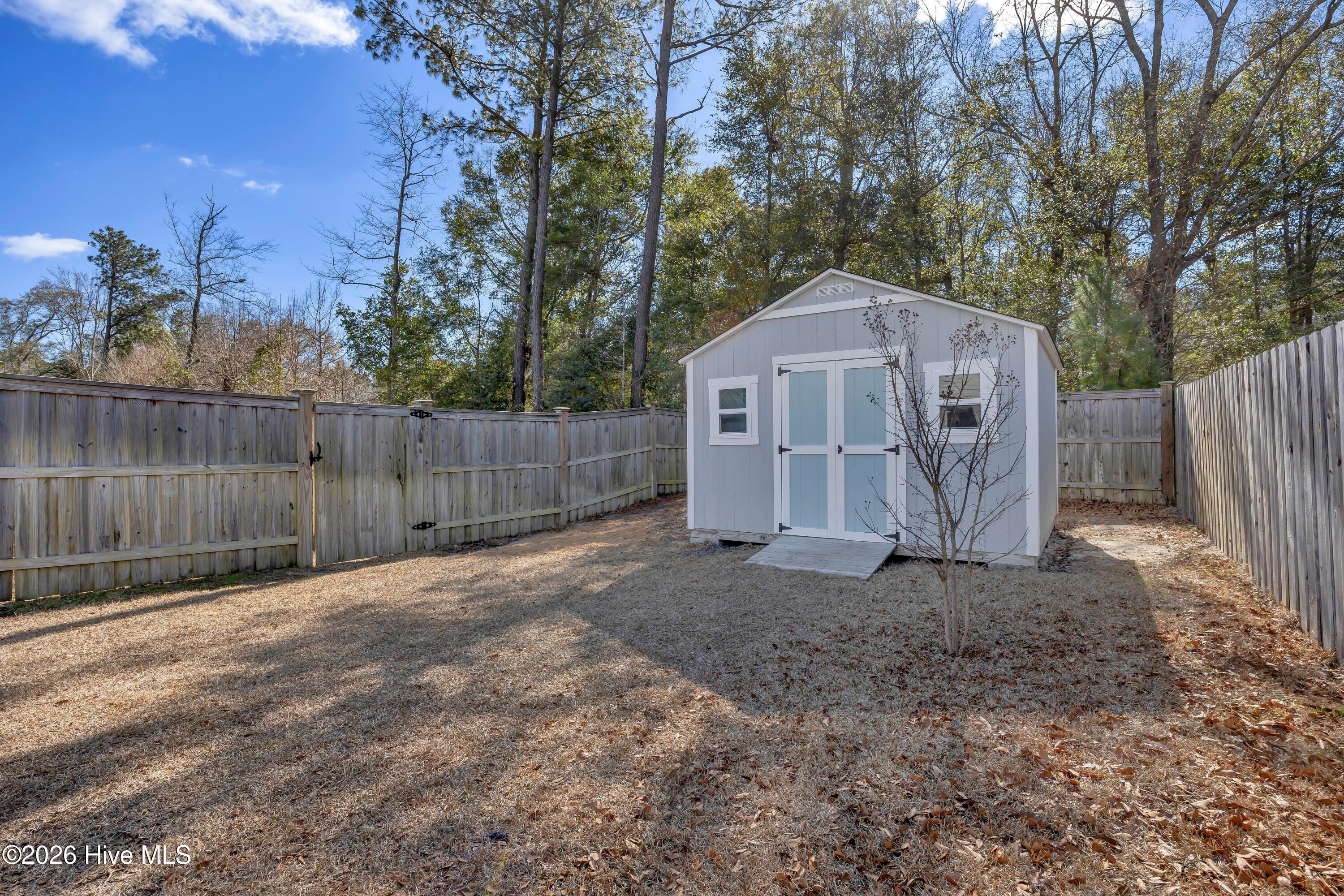 100555311 | Photo 49