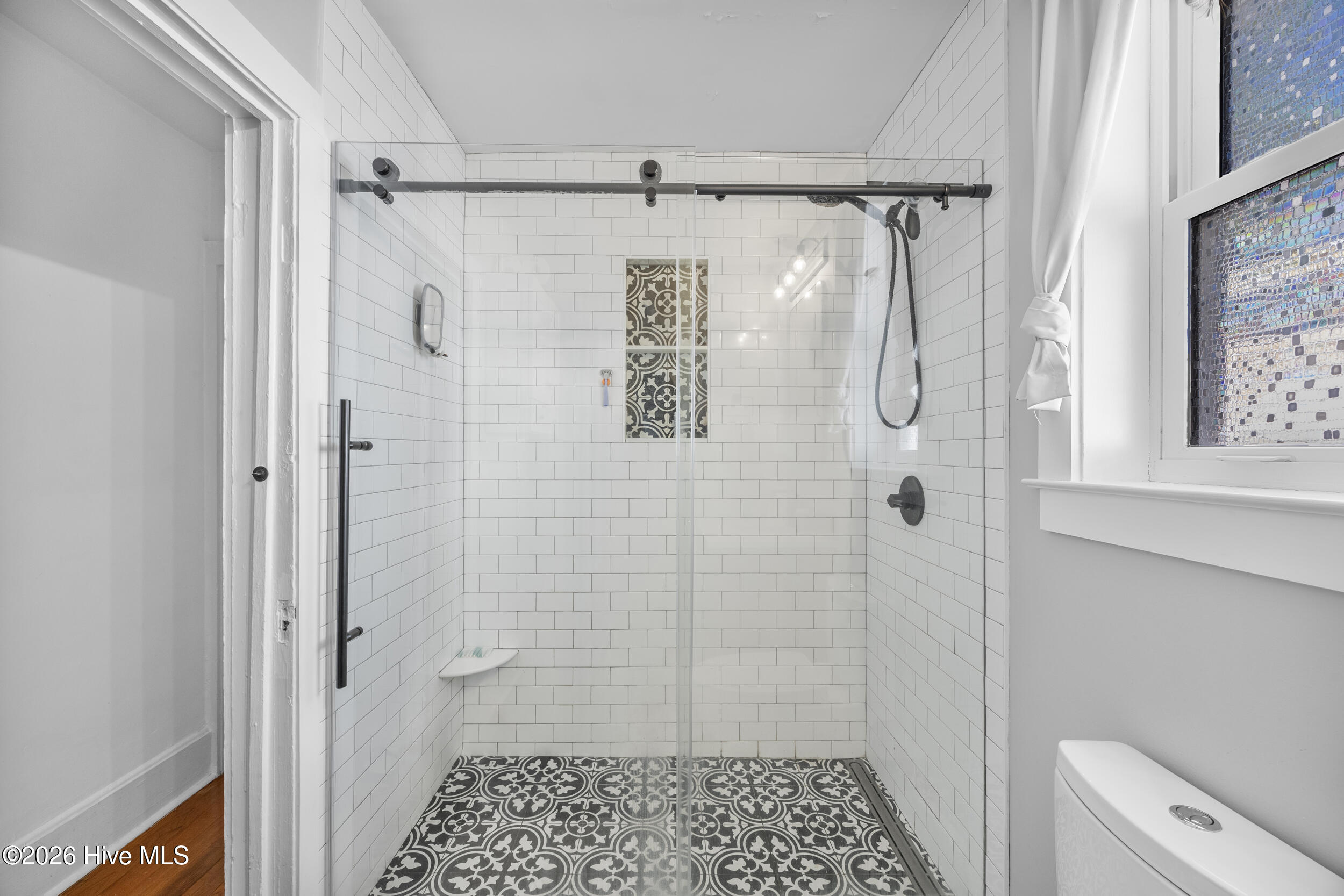 100552854 | Photo 19