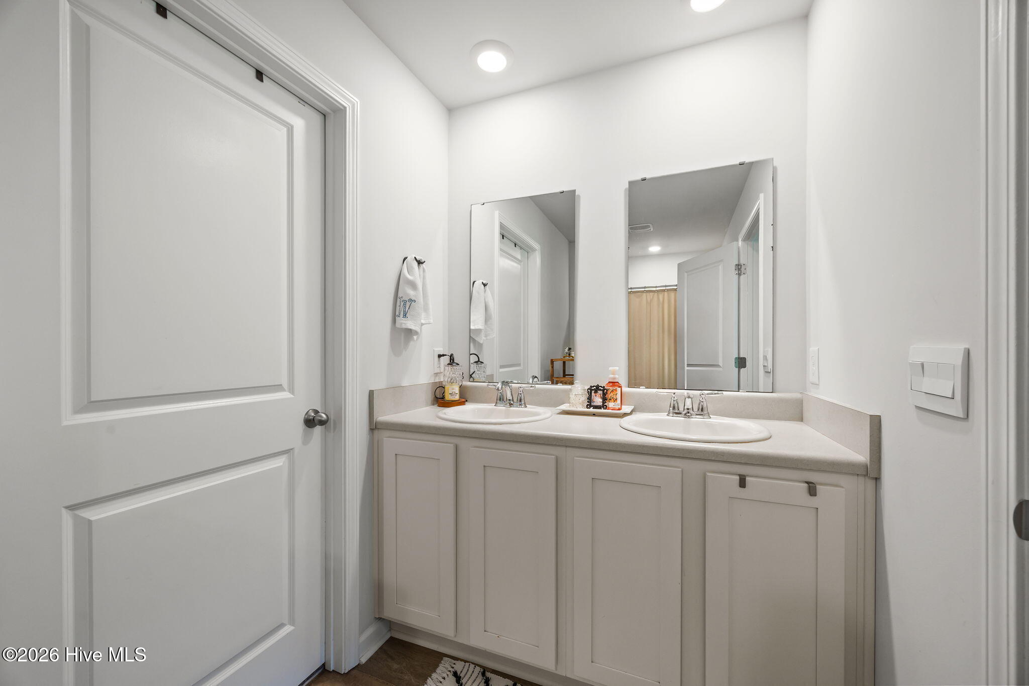 144 Bur Oaks Boulevard,Newport