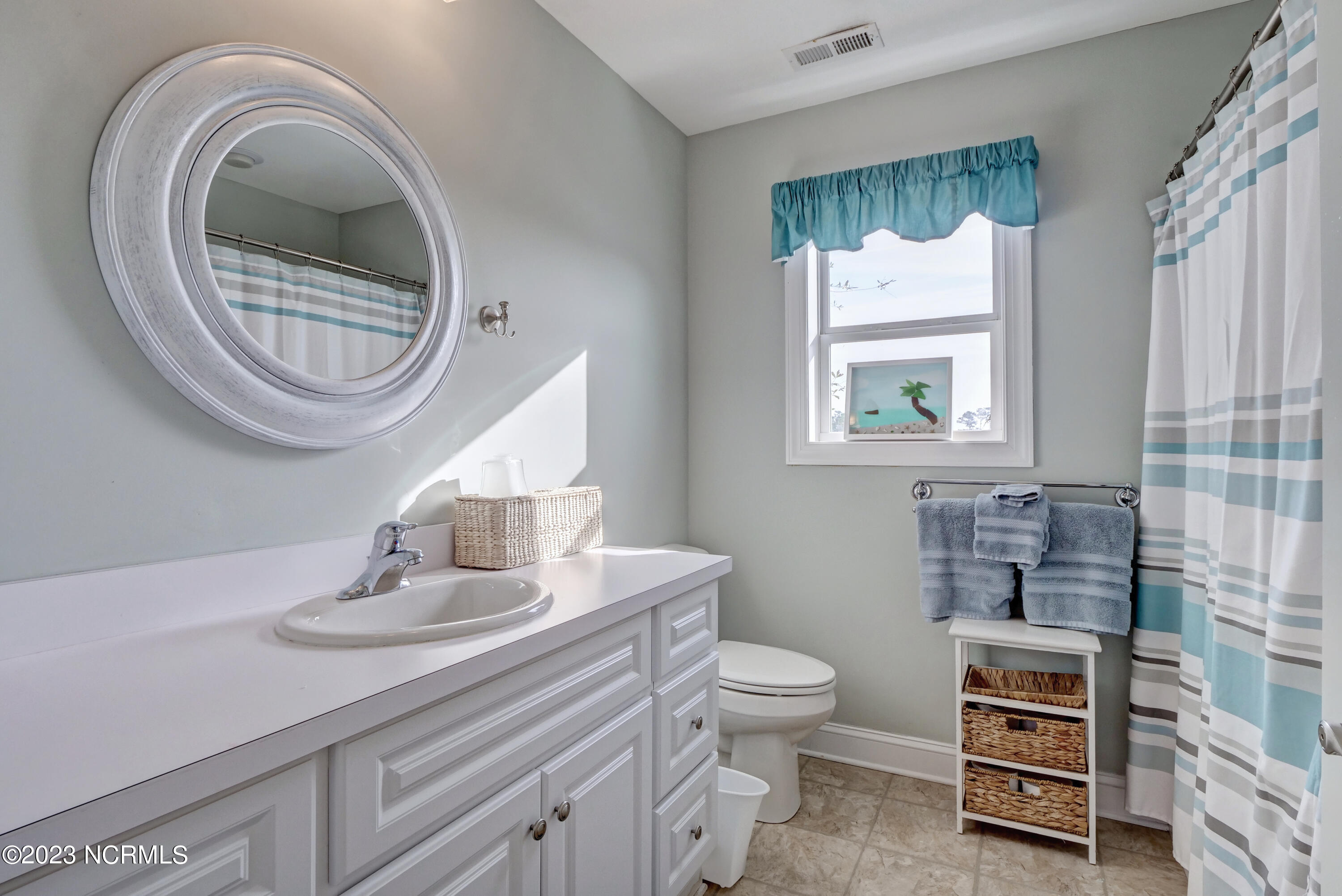 100516487 | Photo 43