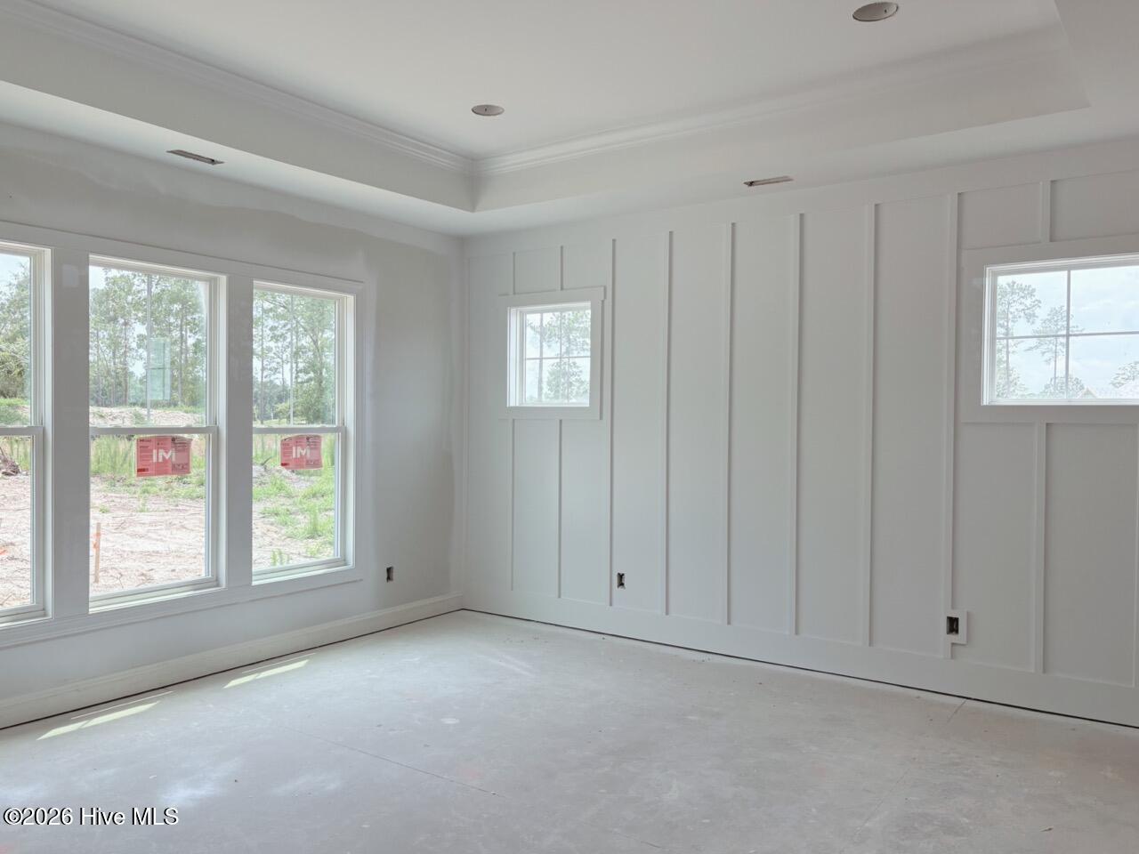 100571042 | Photo 5
