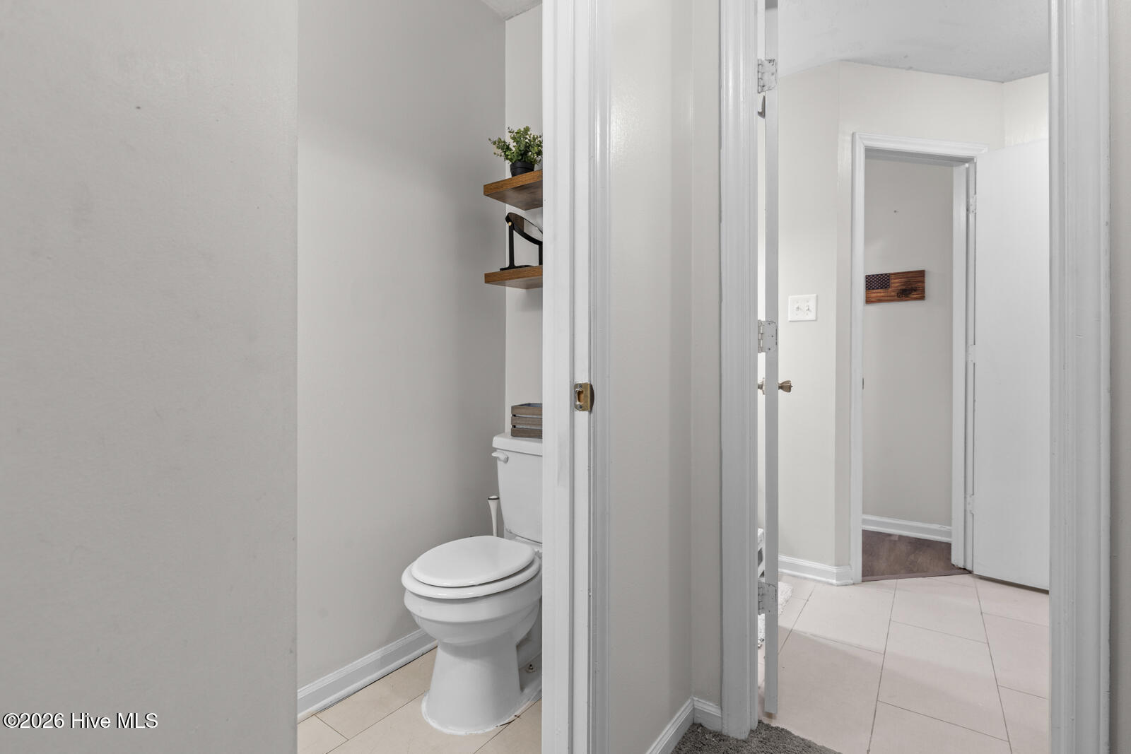 100569037 | Photo 22