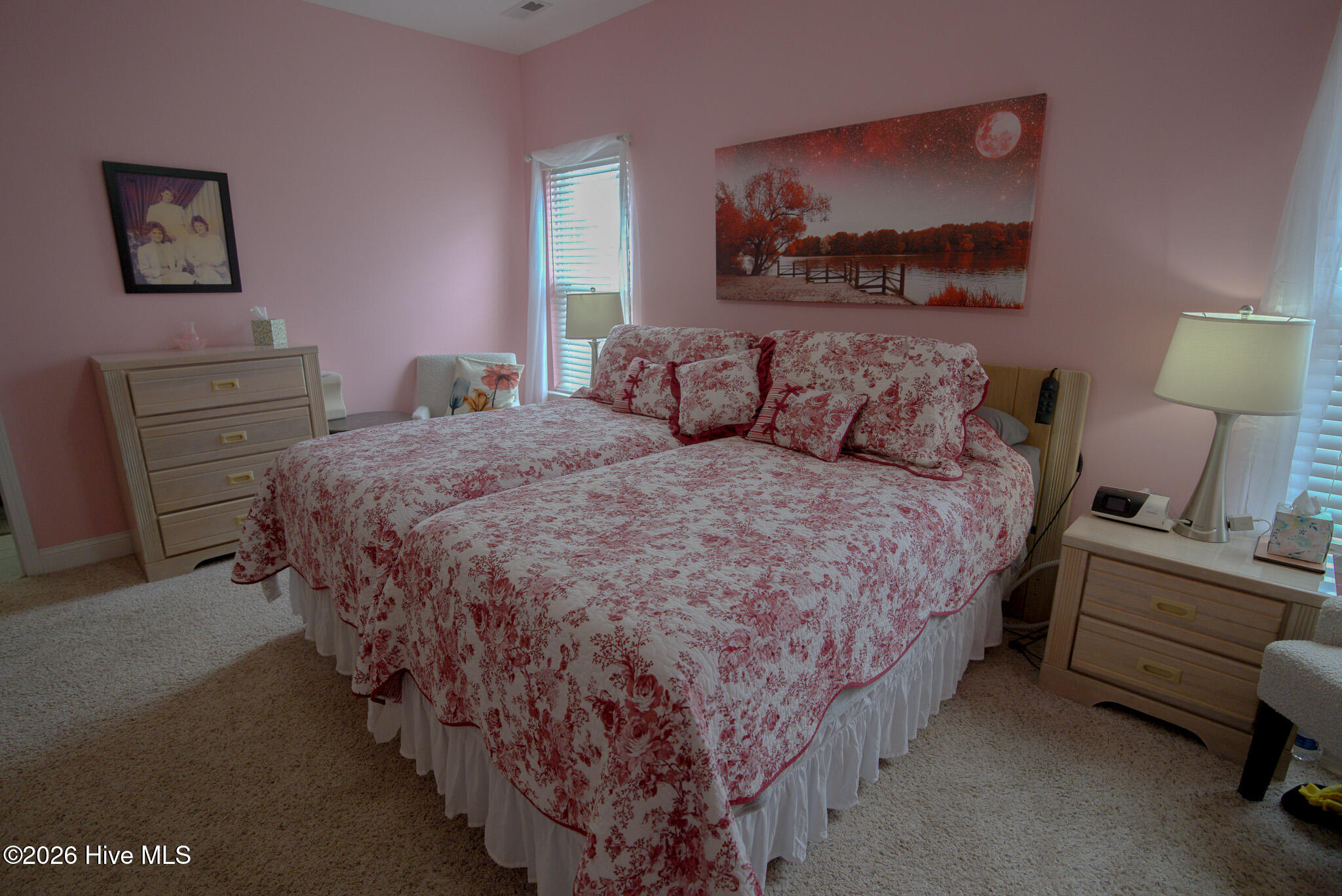 100553332 | Photo 14