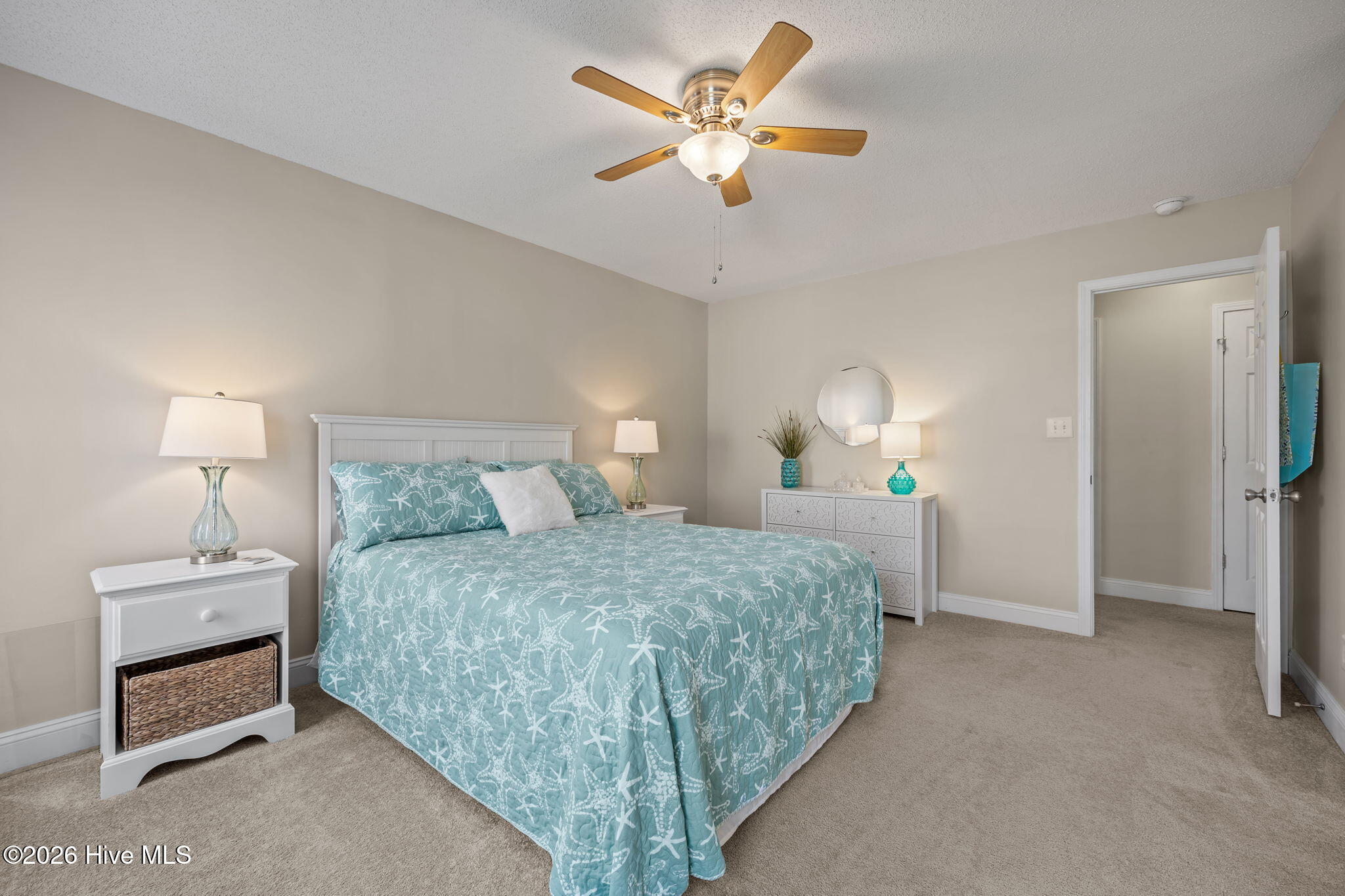 100570536 | Photo 21