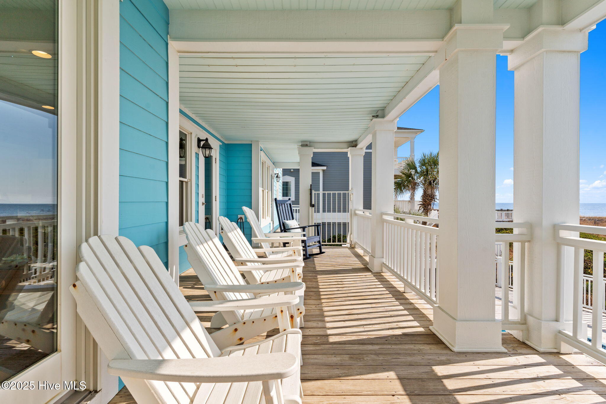 100542576 | Photo 42