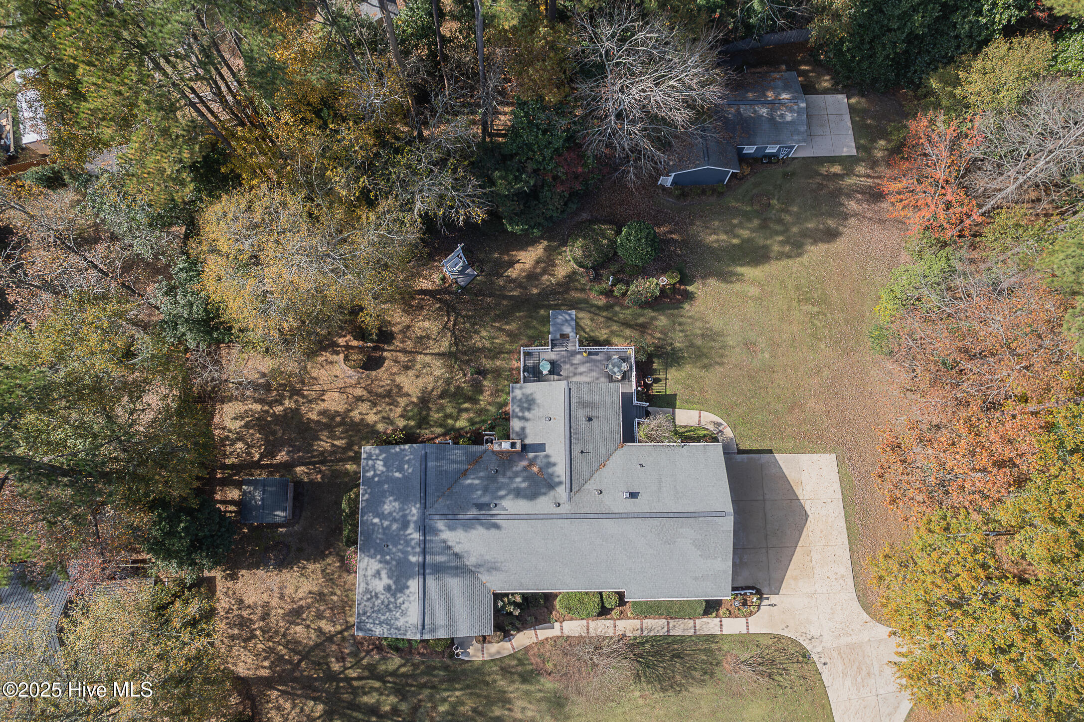 100542740 | Photo 89