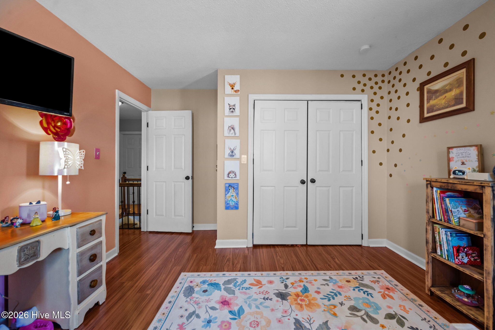 100547741 | Photo 33