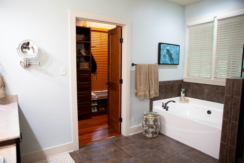 521 S Lake Drive, Thomson, GA 30824 Listing Photo  46