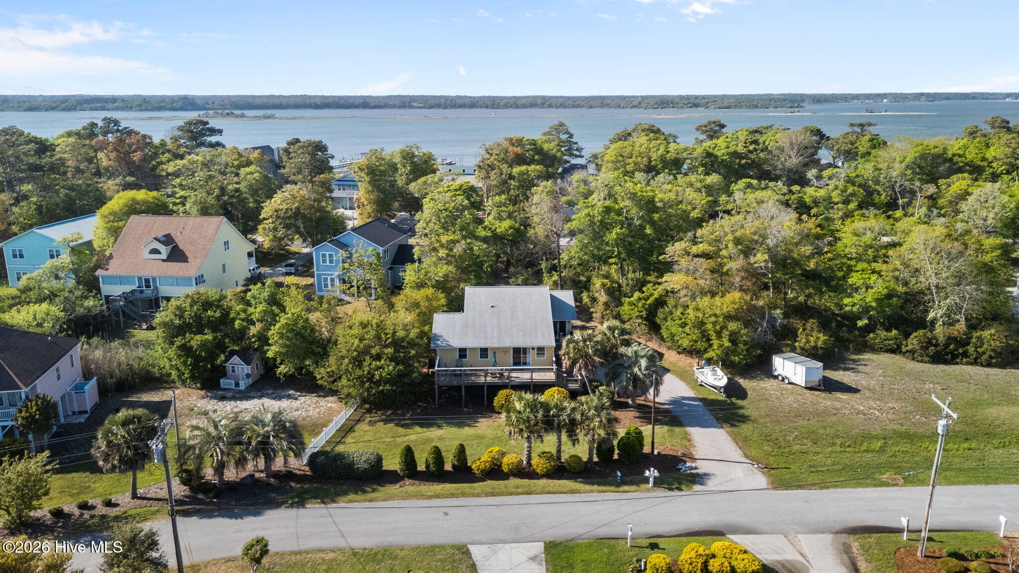 100568584 | Photo 49