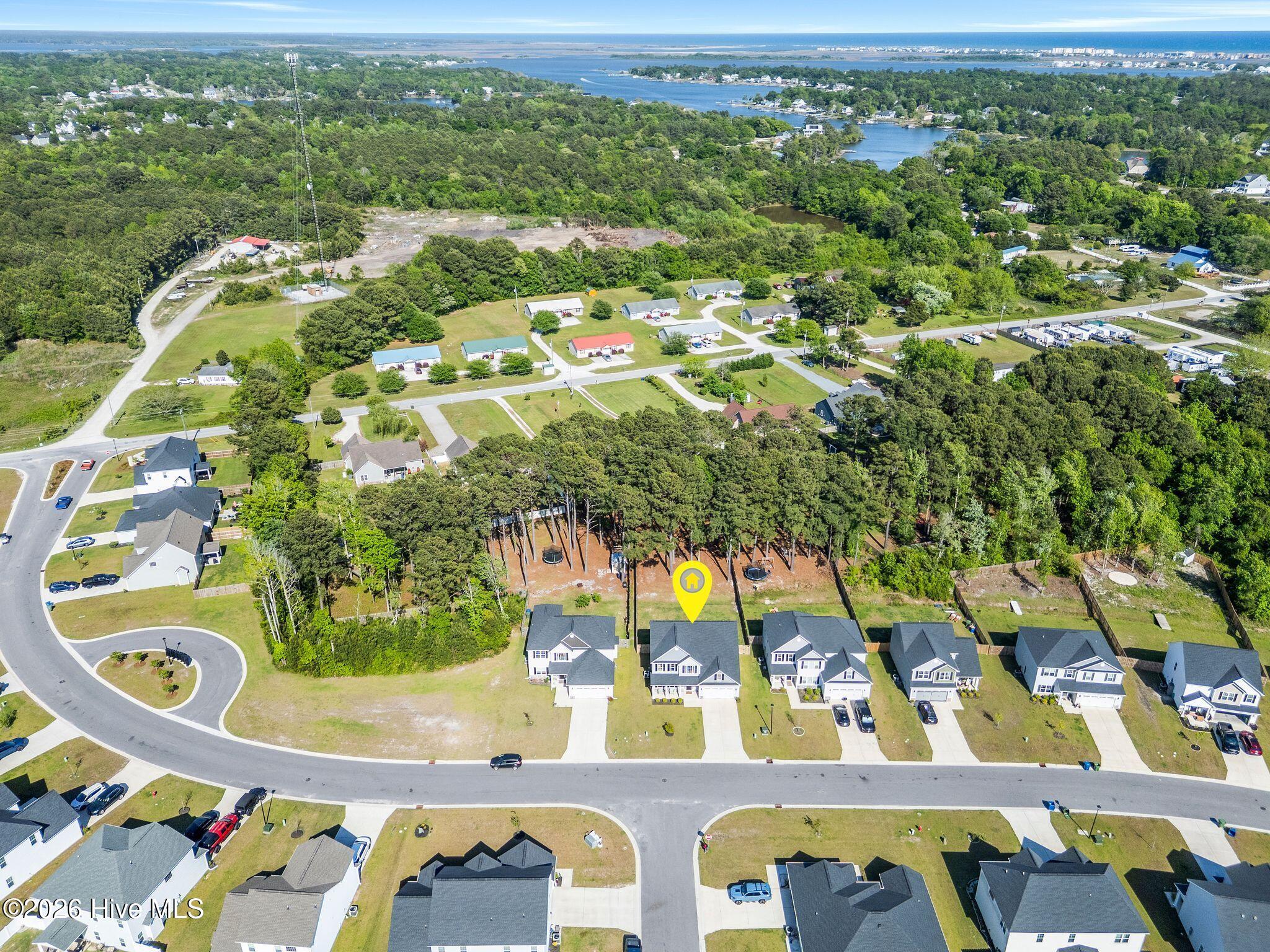 100570227 | Photo 57