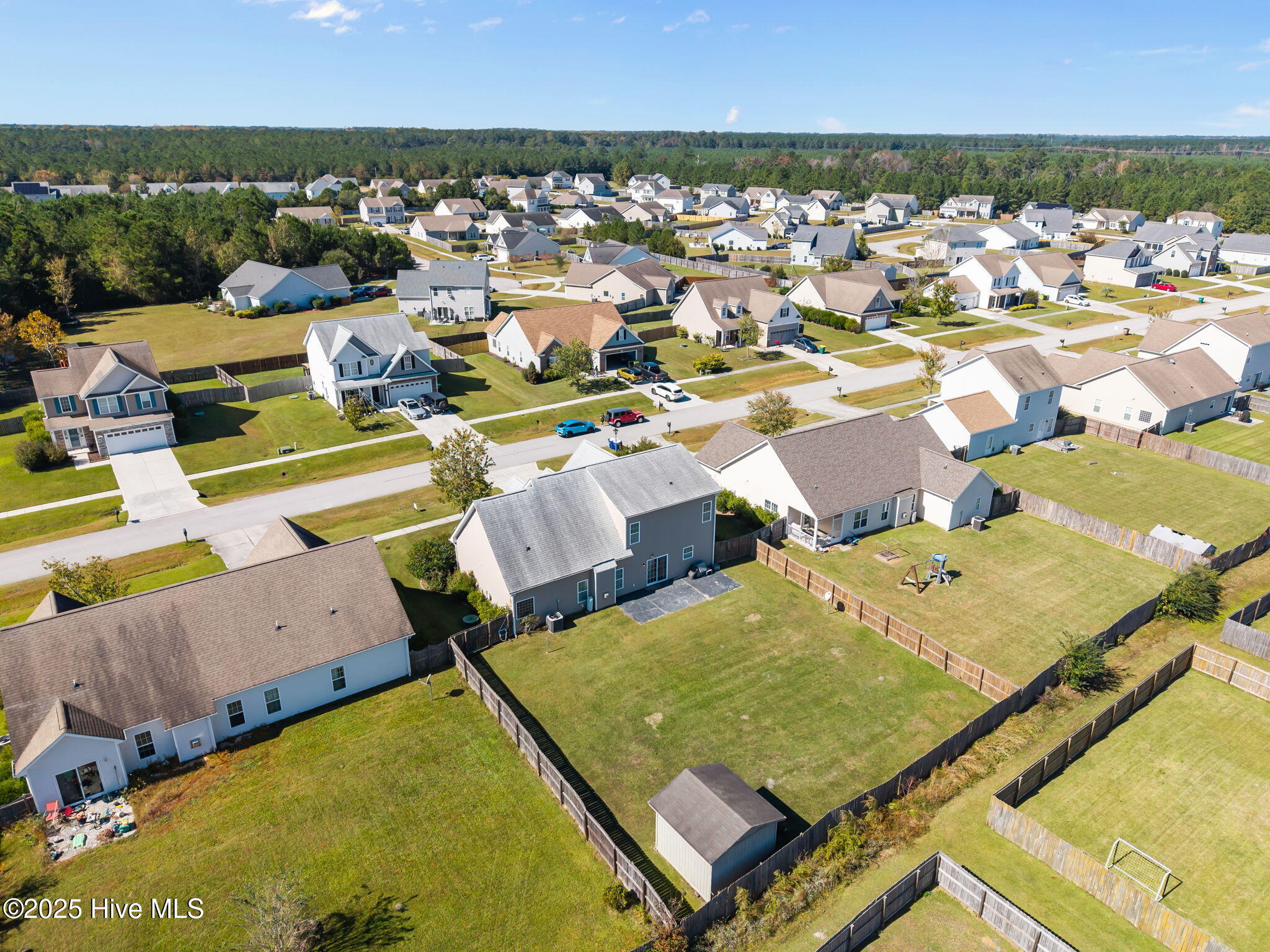 100532317 | Photo 42