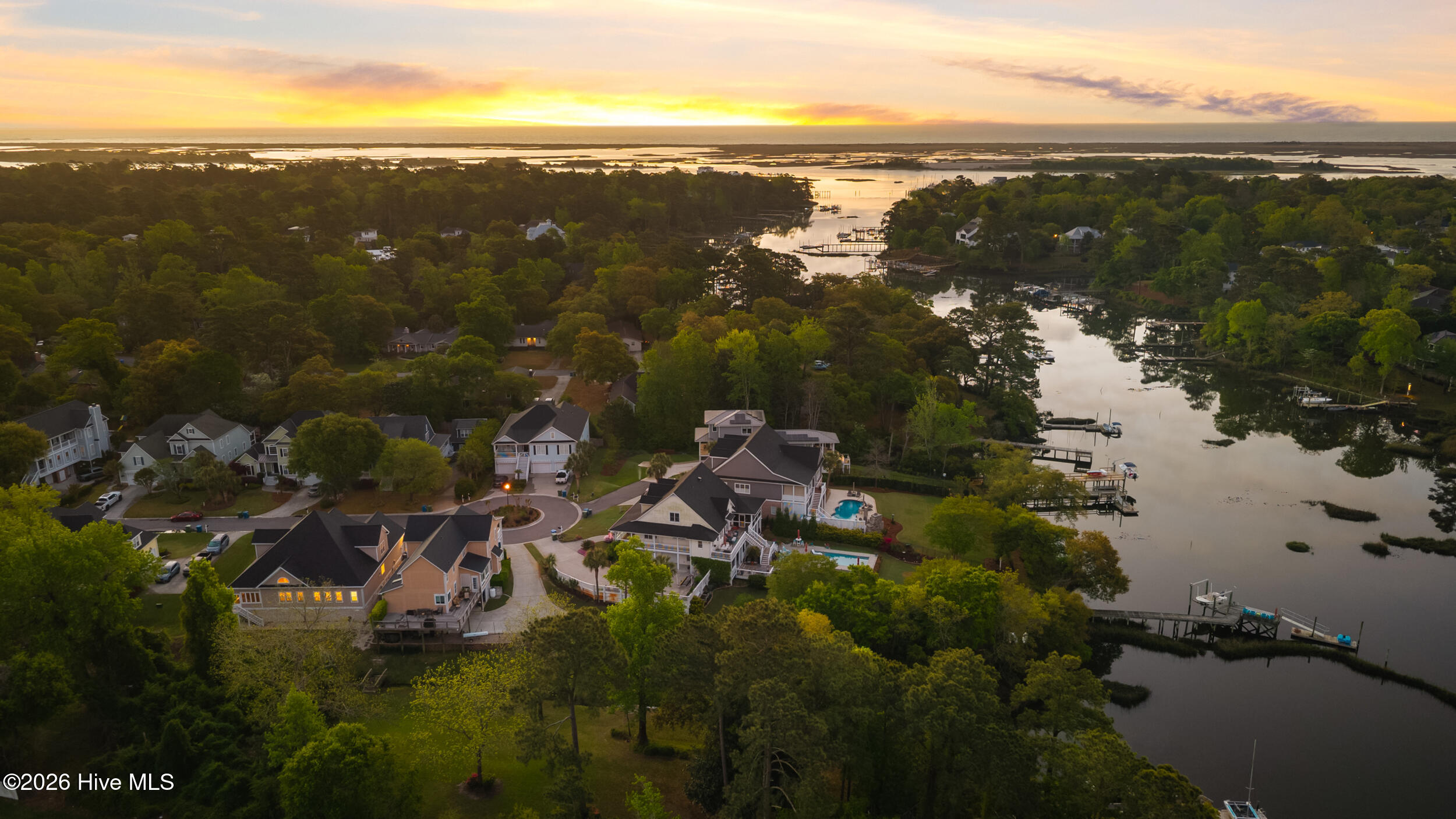 100567096 | Photo 85