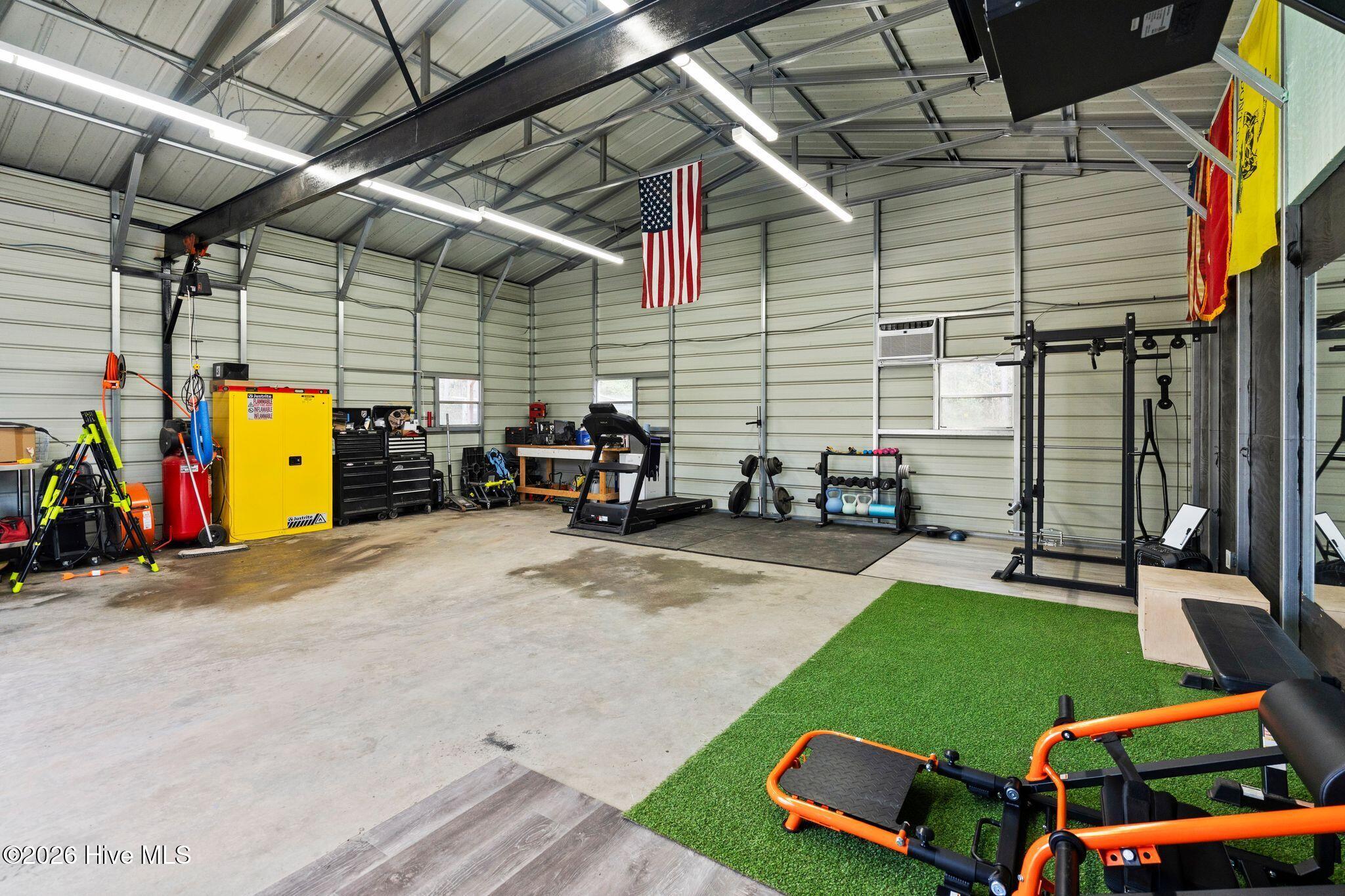 100559666 | Photo 94