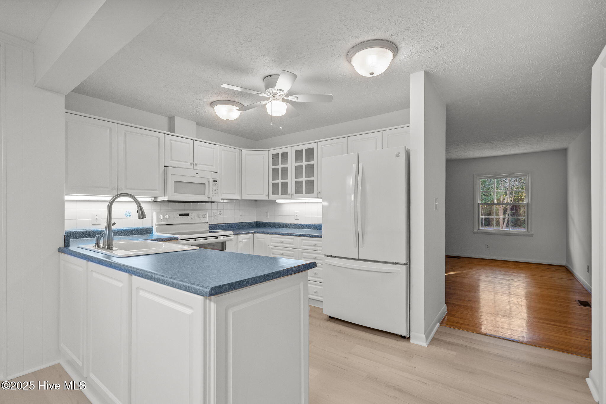 3309 Ashley Circle, Wilmington, NC 28403 – photo 15: 24-web-or-mls-DSC01569