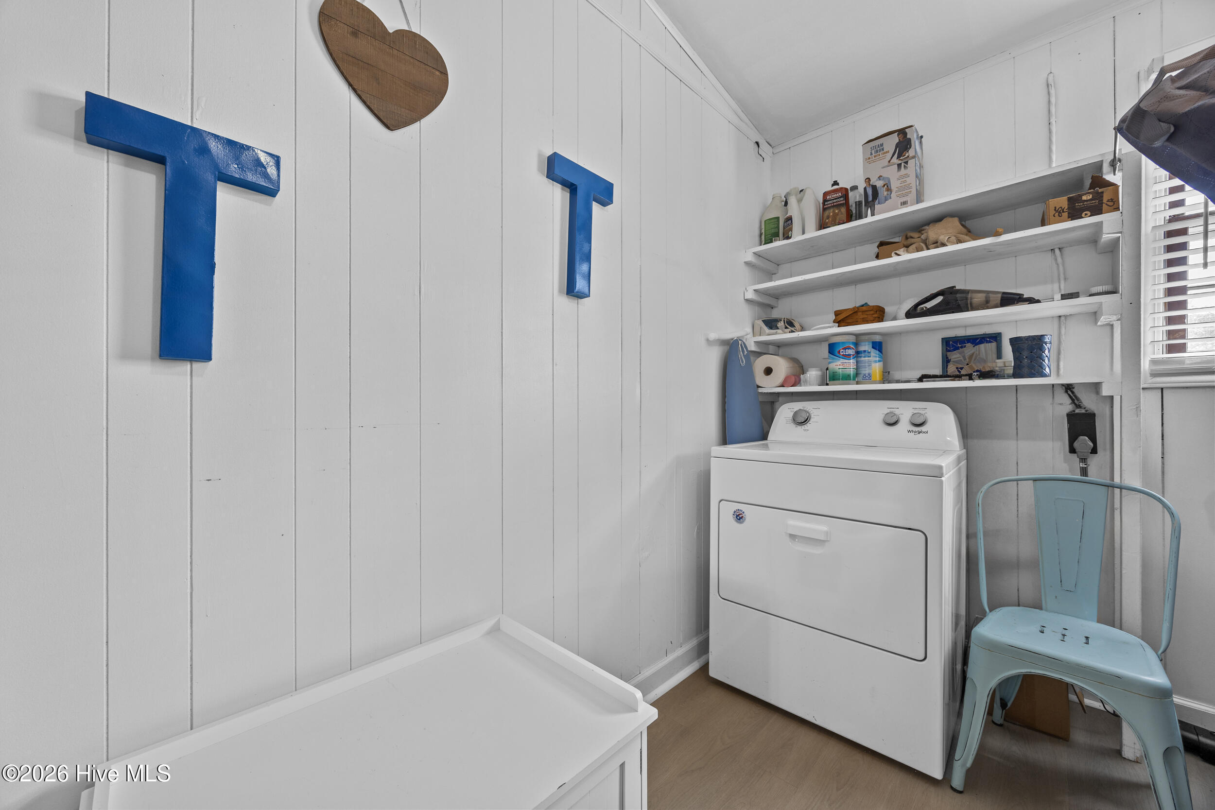 100557168 | Photo 17