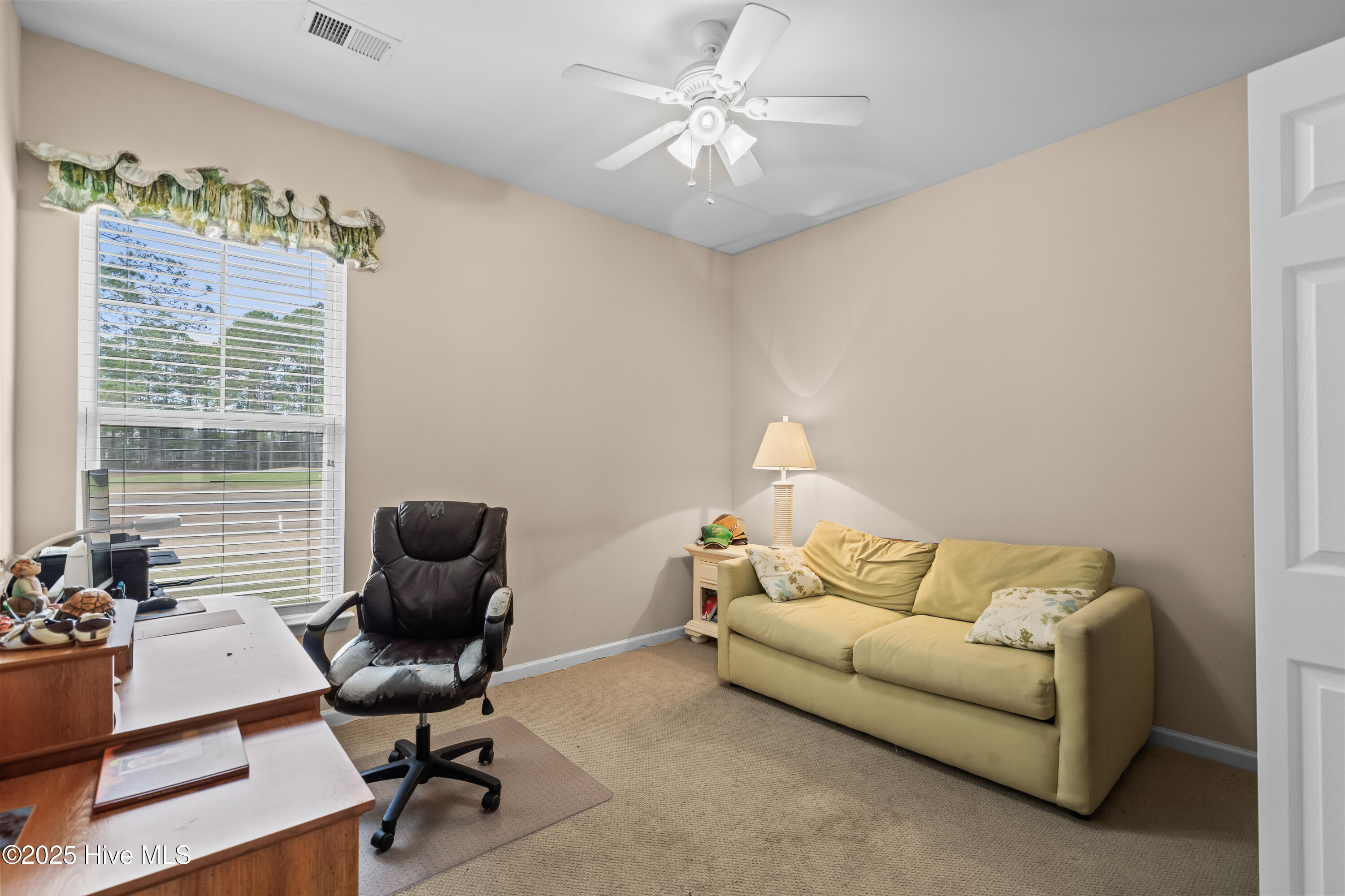 100493950 | Photo 24