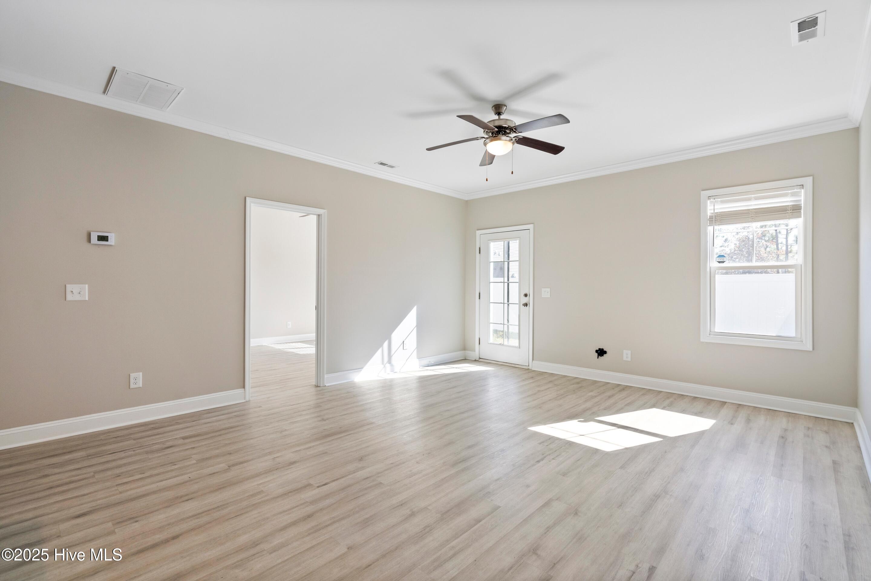 100538952 | Photo 16