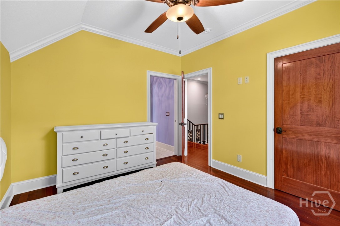 2nd floor bedroom, shares full bath with another bedroom. Virtually???????????????????????????????????????? decluttered