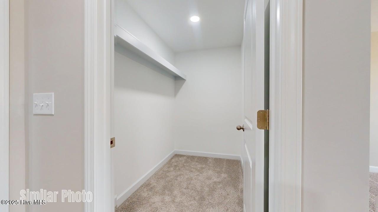 100546345 | Photo 22