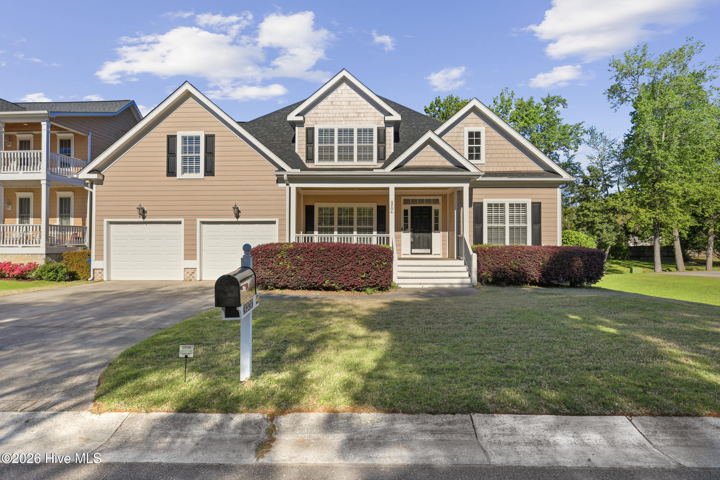 100567096 | Photo 12