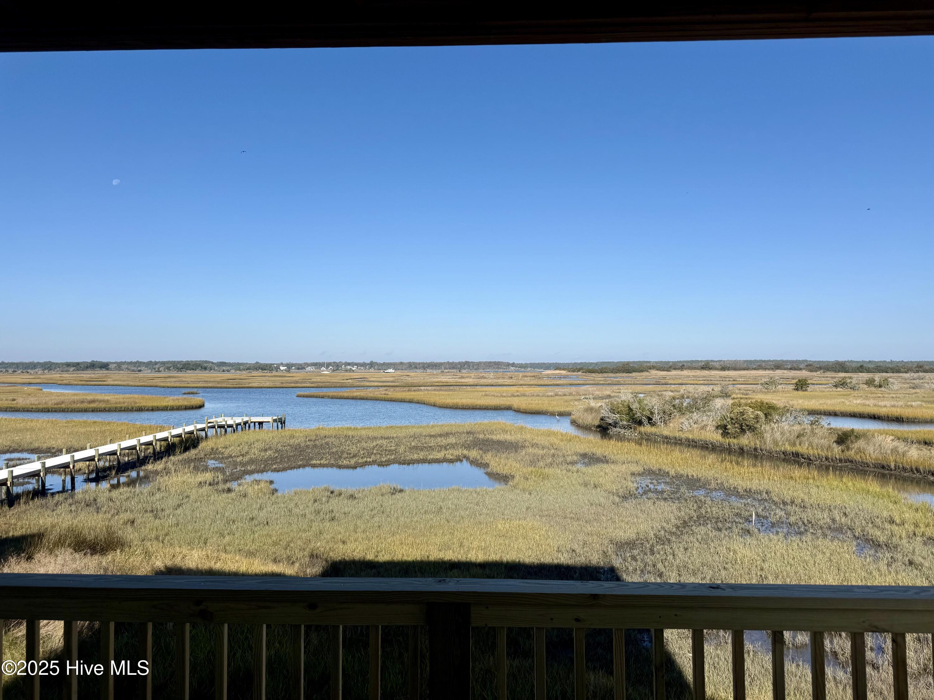 100496127 | Photo 23