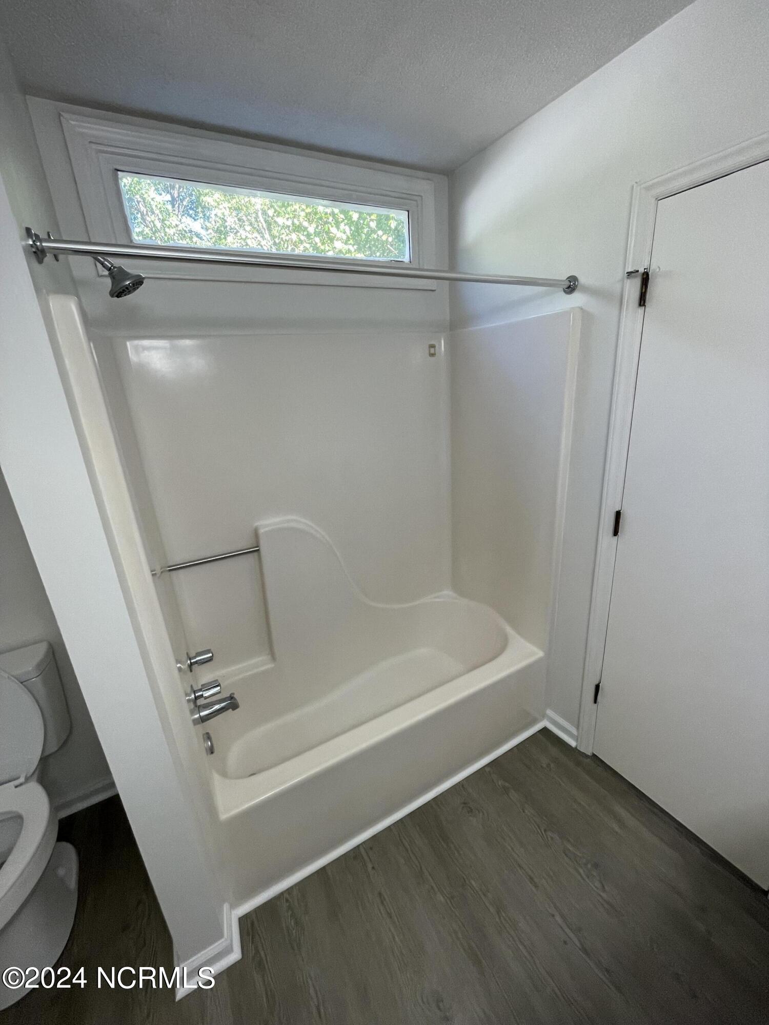 100544416 | Photo 17