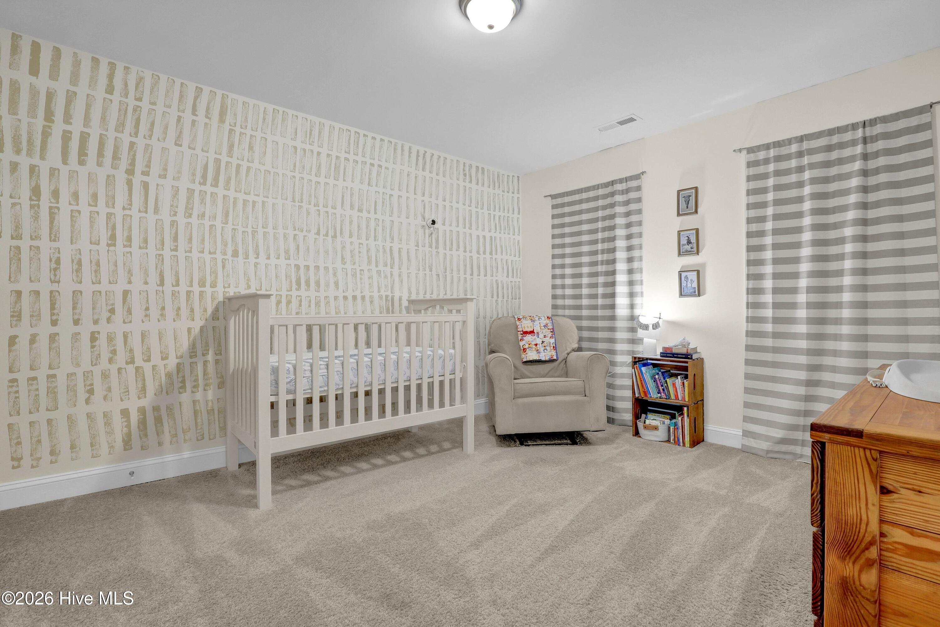 100557019 | Photo 36