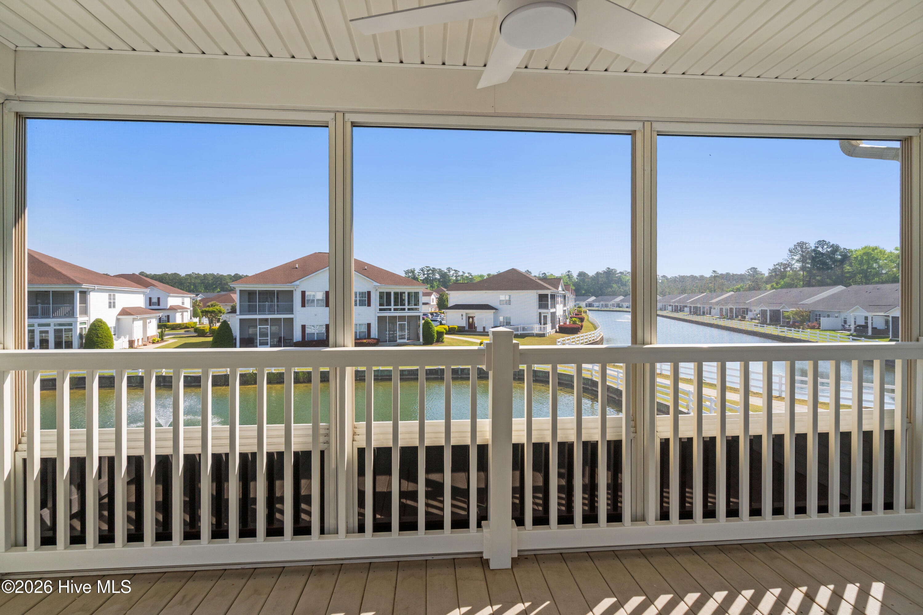 100567546 | Photo 56