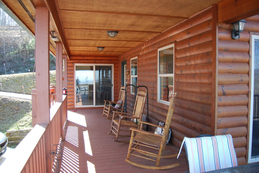 1013 Buck Ridge Drive, Murphy, NC 28906 Listing Photo  14