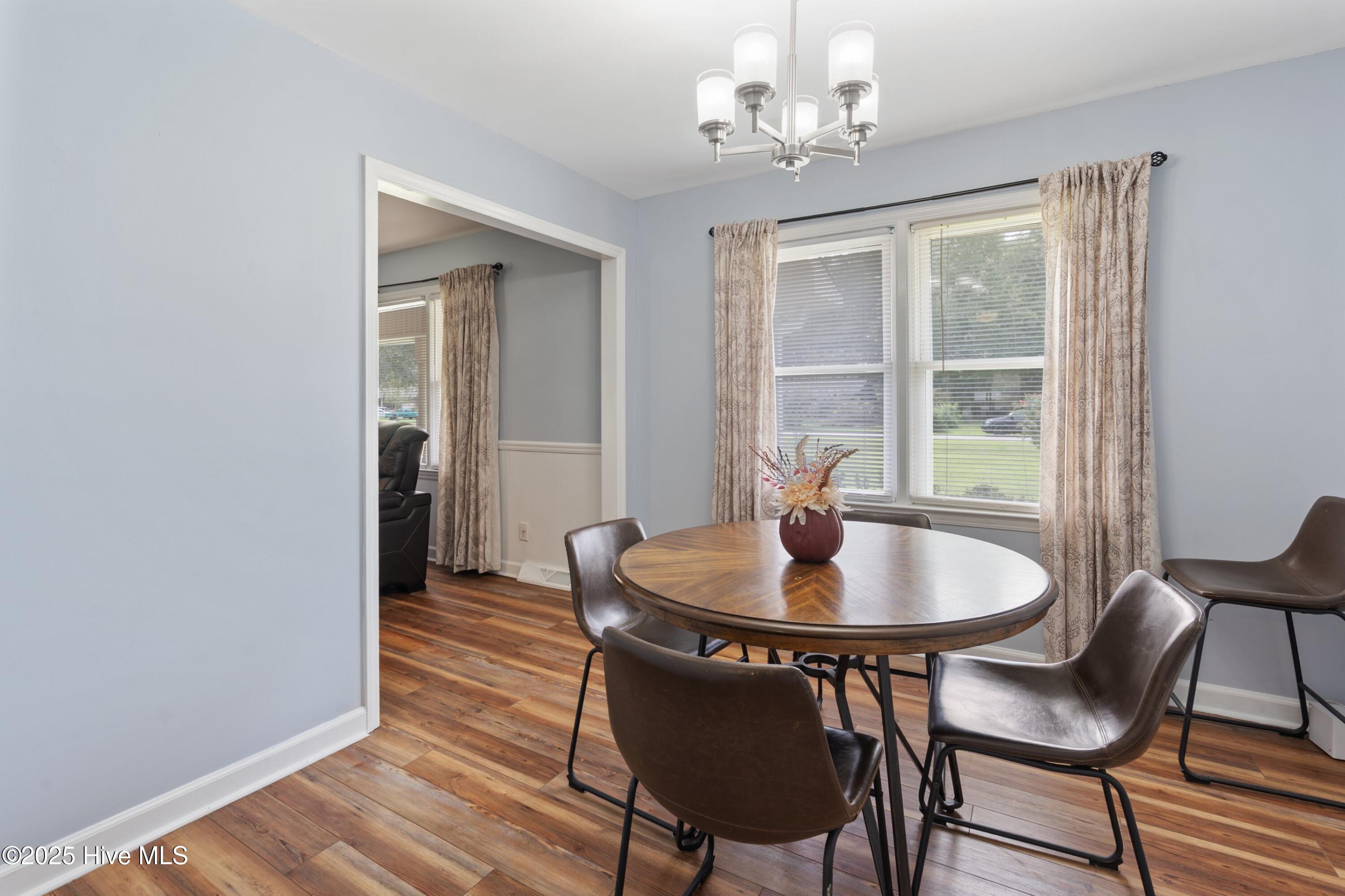 100526163 | Photo 20