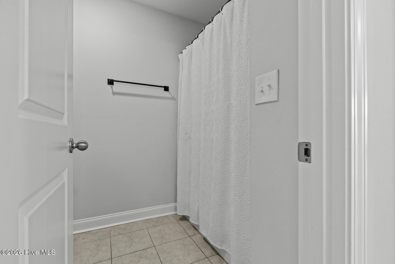 100561463 | Photo 40