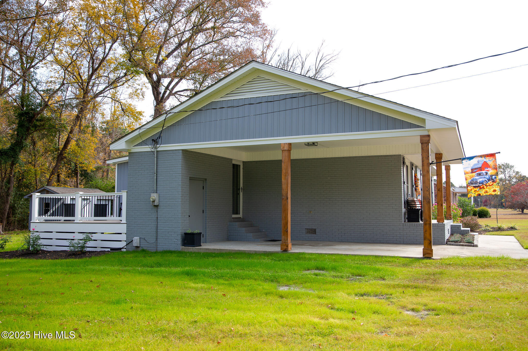 100542481 | Photo 10