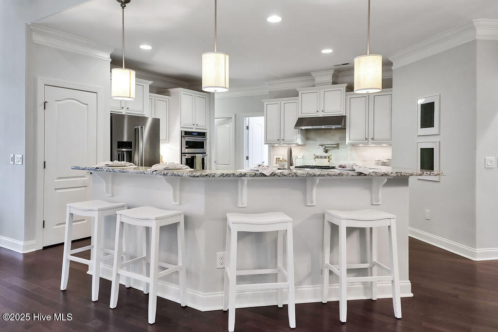 100514876 | Photo 21