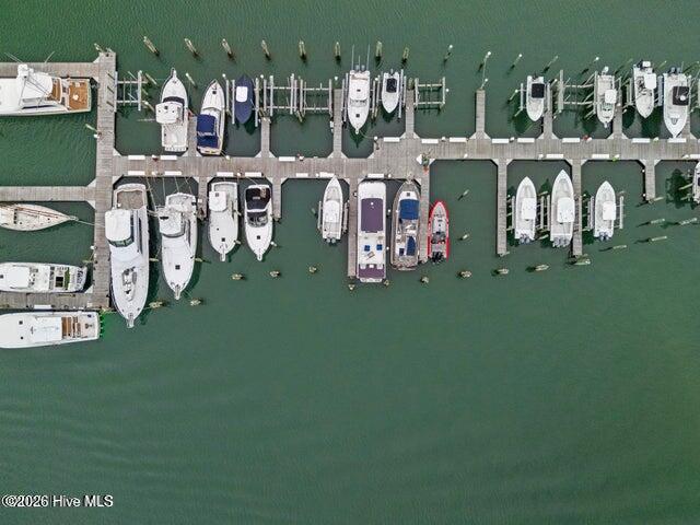 B11 Olde Towne Yacht Club 